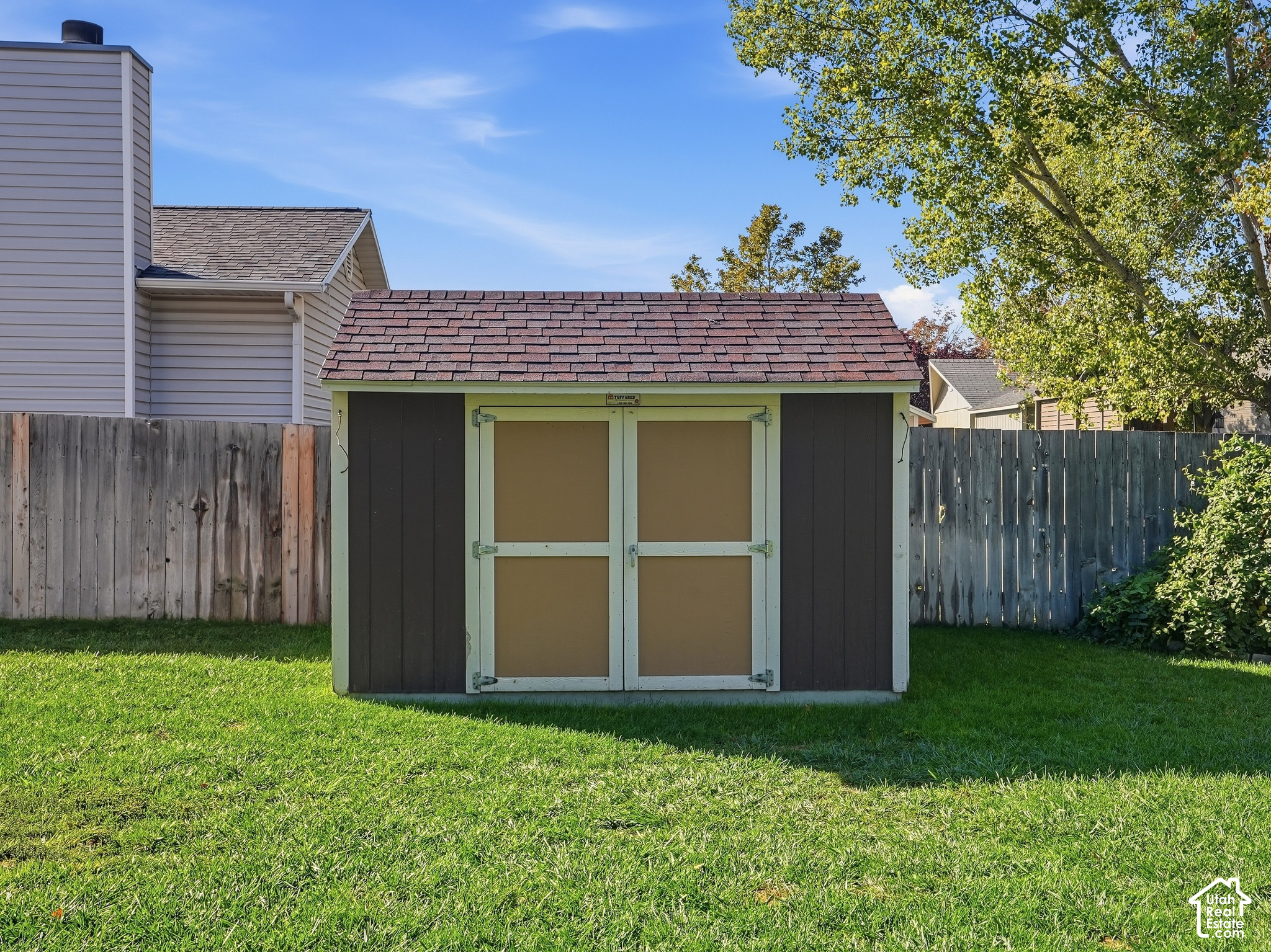 main property photo 51