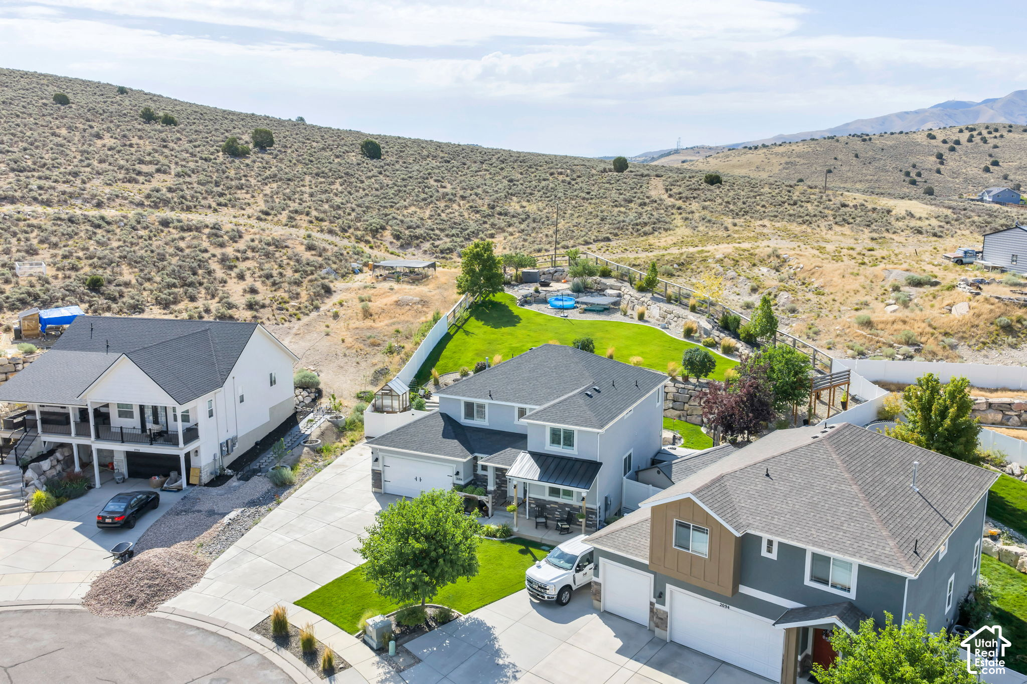 main property photo 33