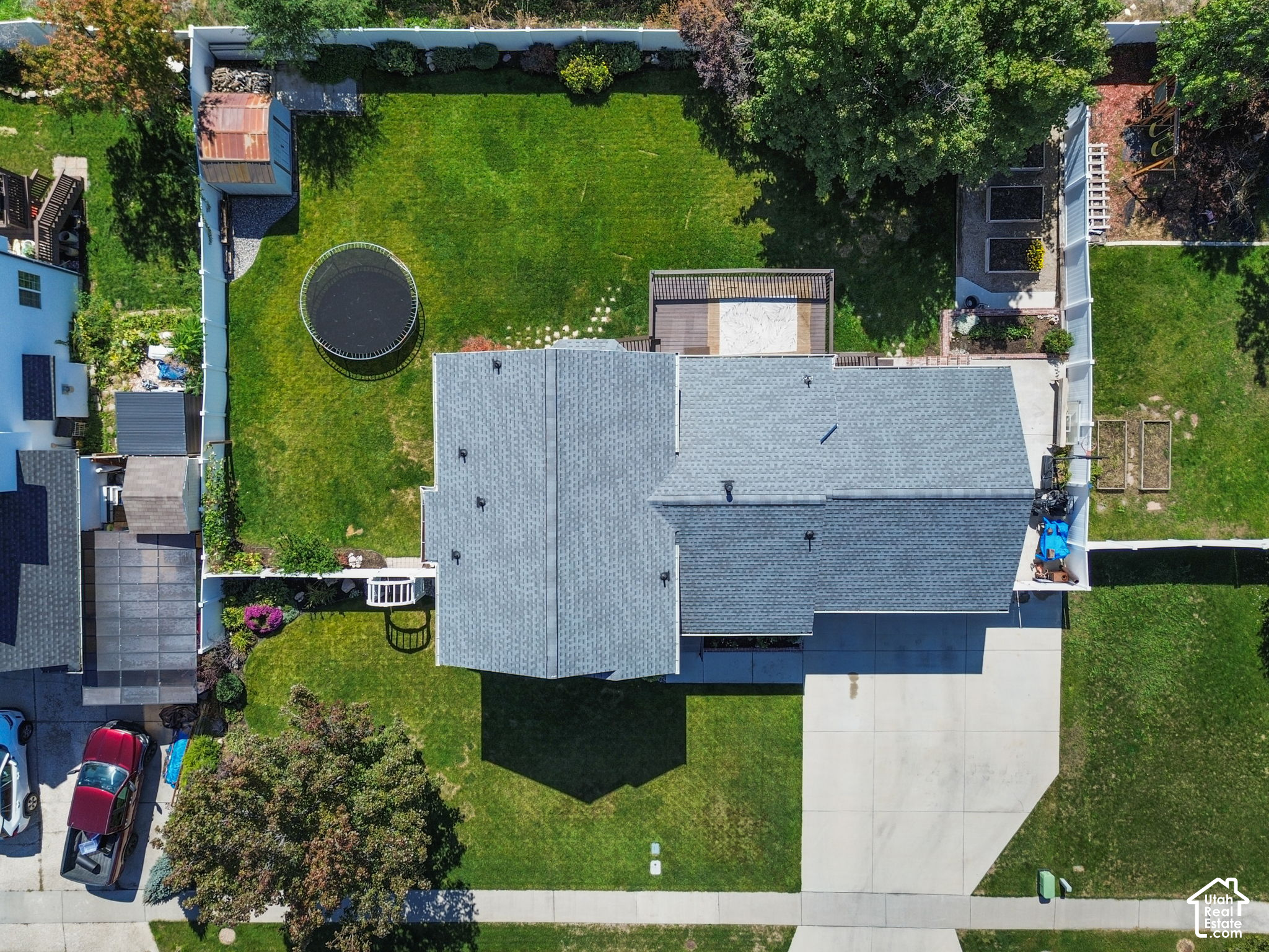 main property photo 42