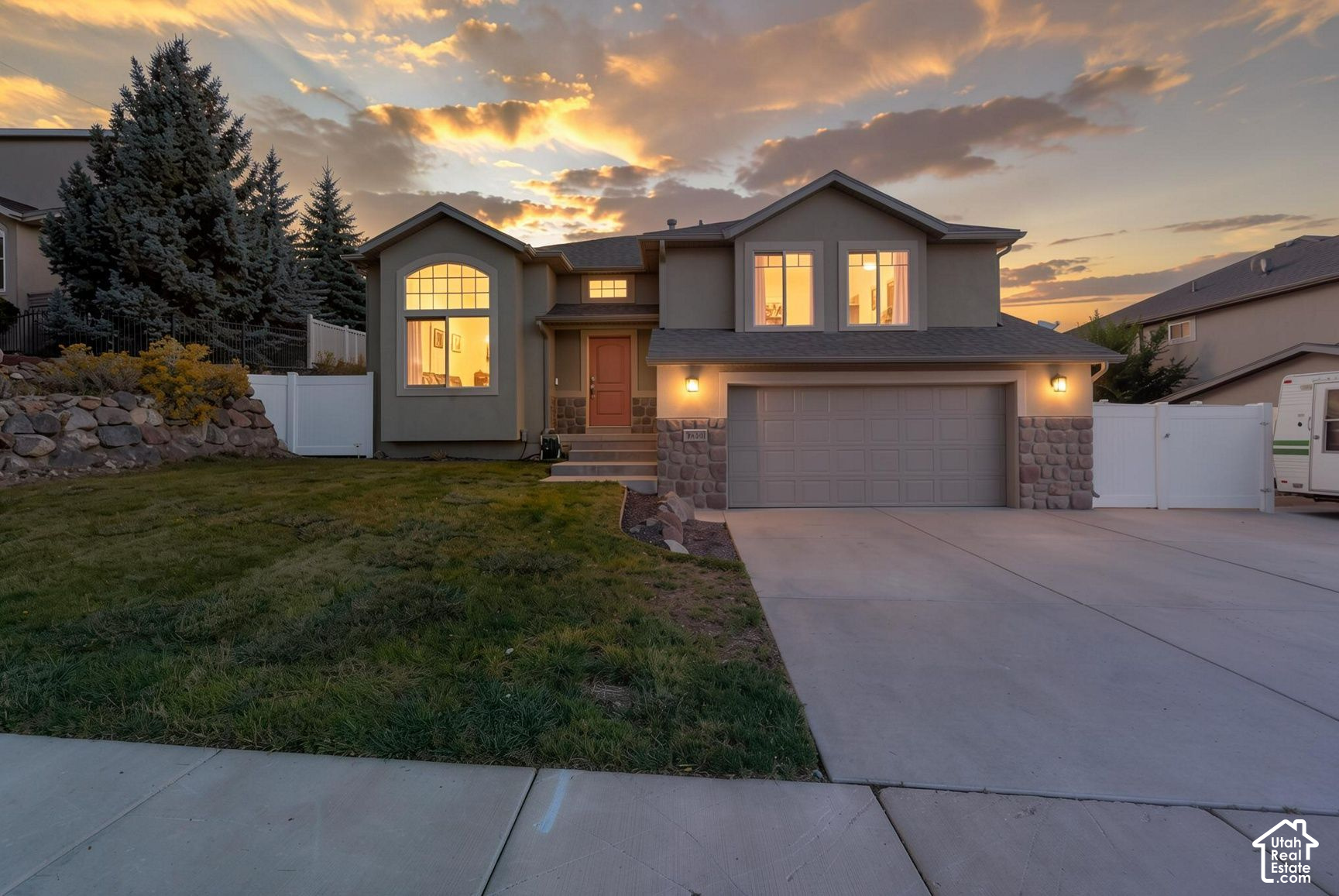 main property photo 0