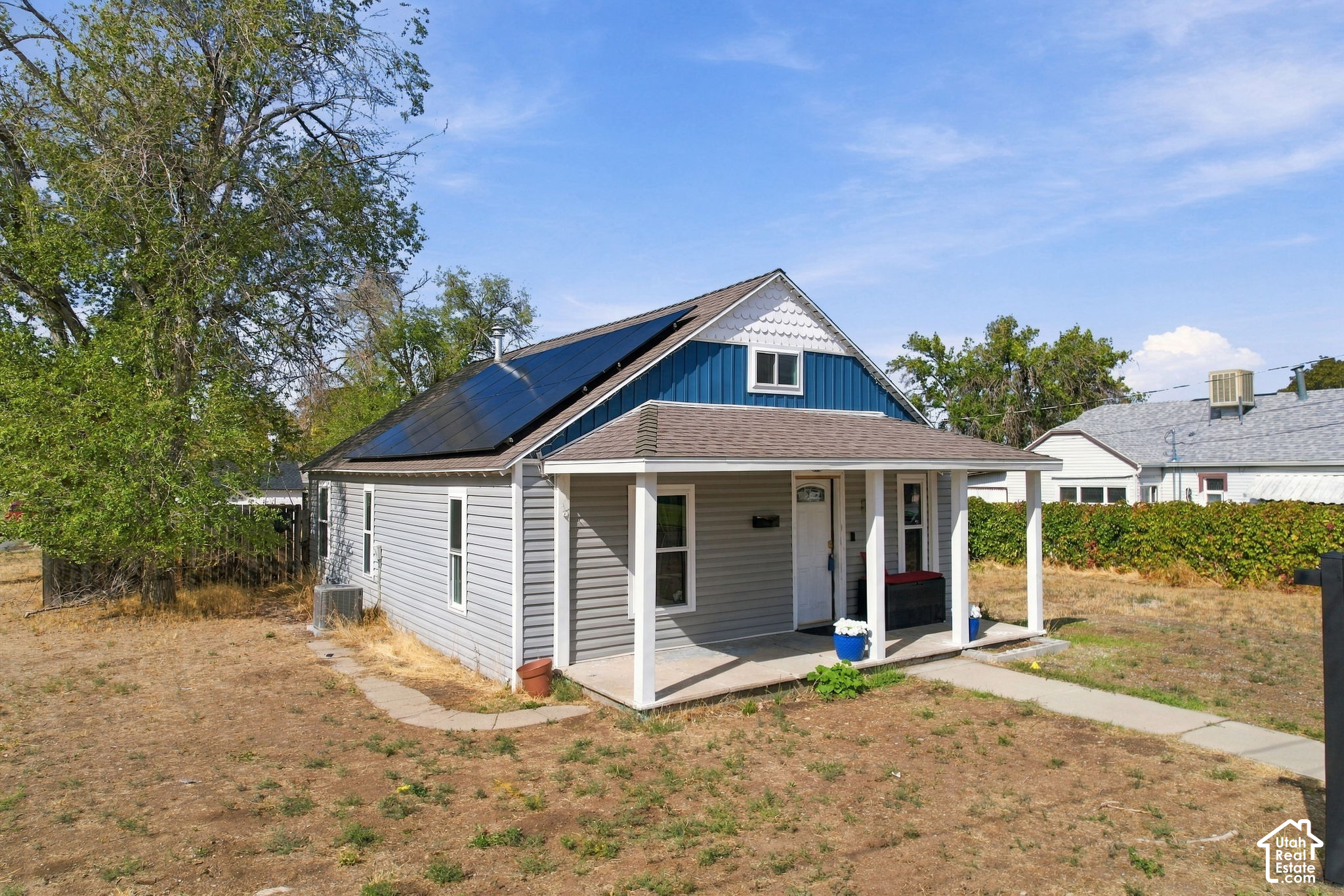 main property photo 18