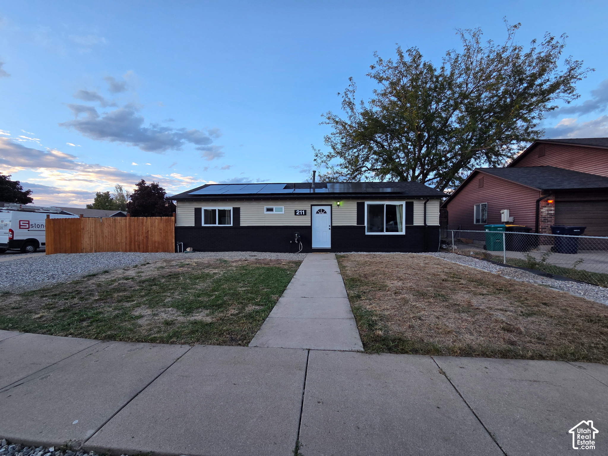 main property photo 10