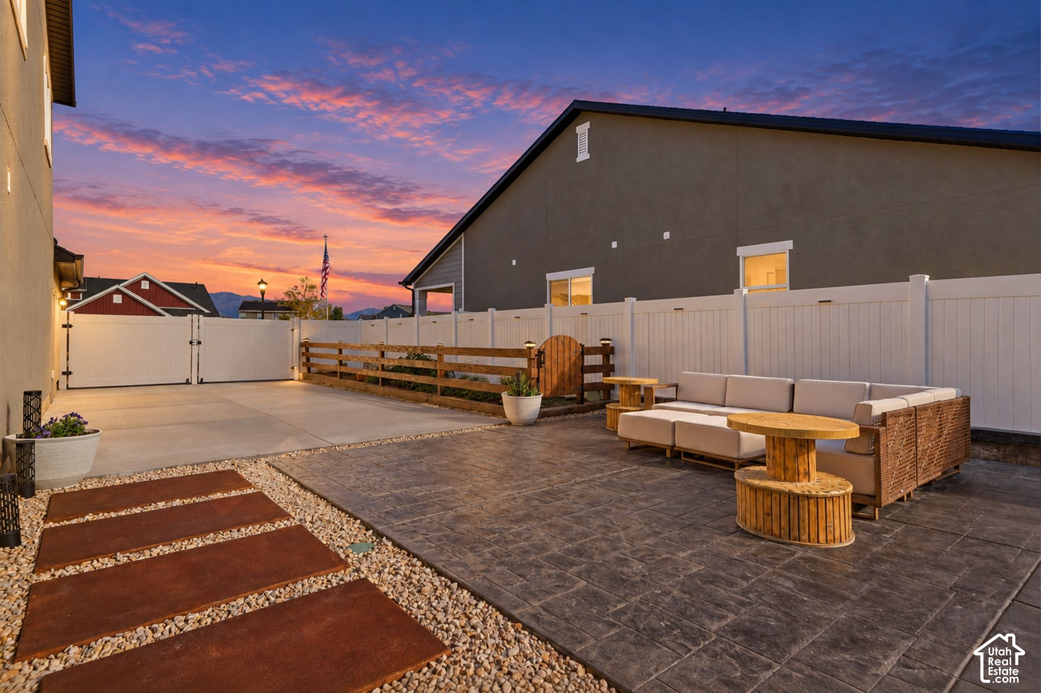 main property photo 48