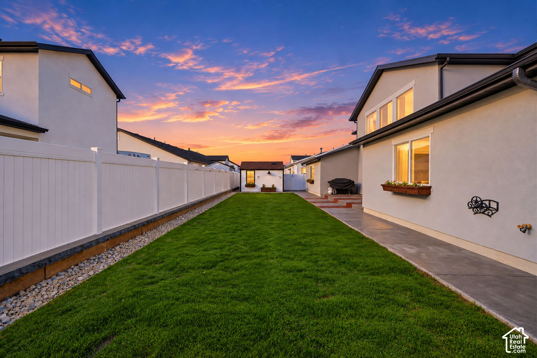 main property photo 50