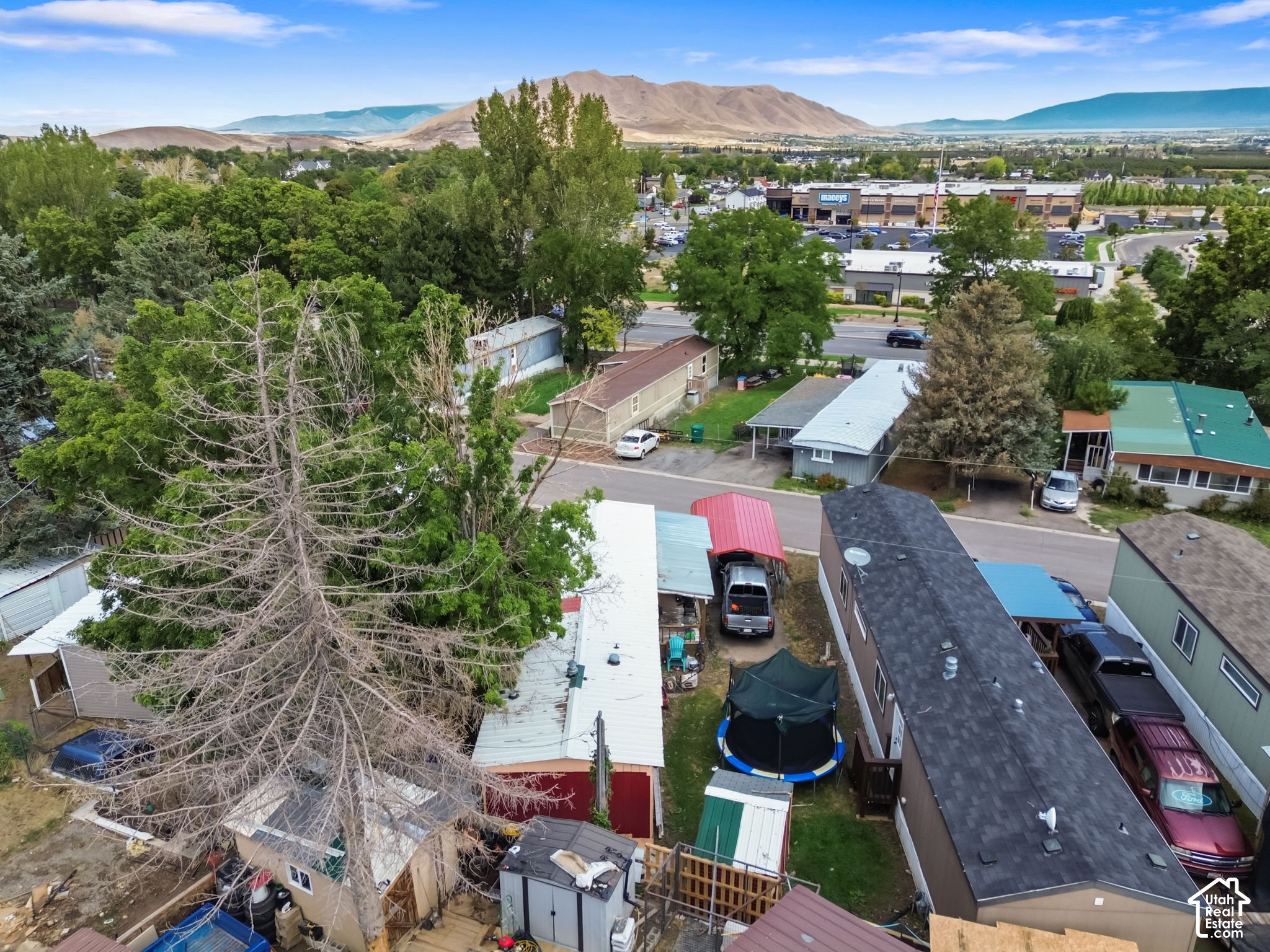 main property photo 22