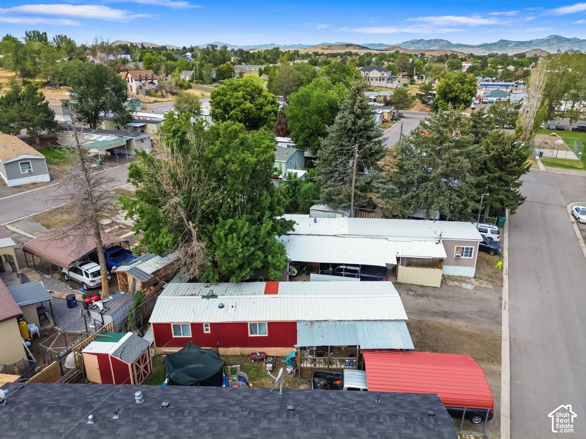 main property photo 24