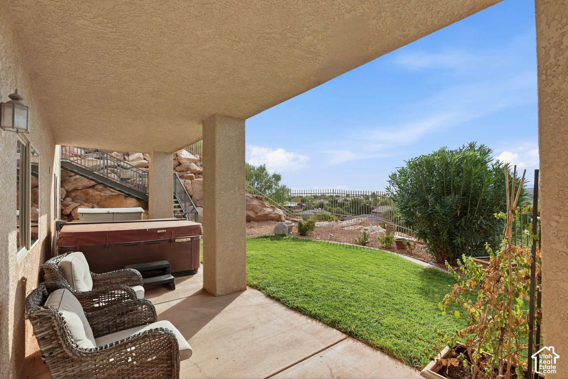 main property photo 40