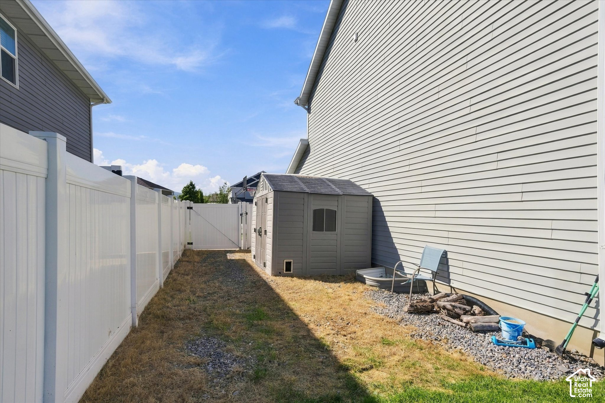 main property photo 54