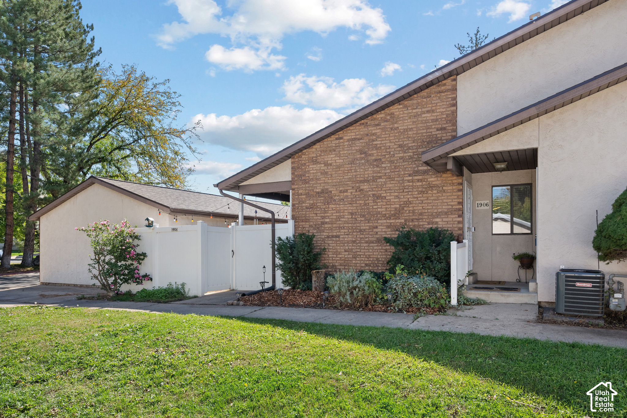 main property photo 0