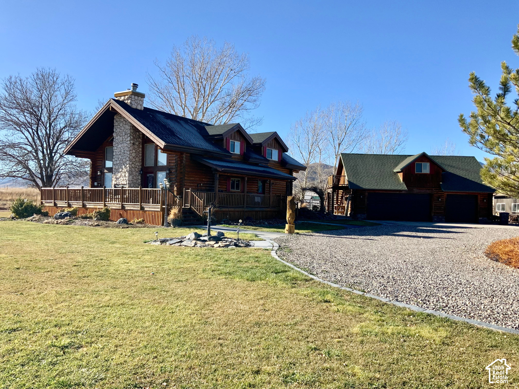 main property photo 22