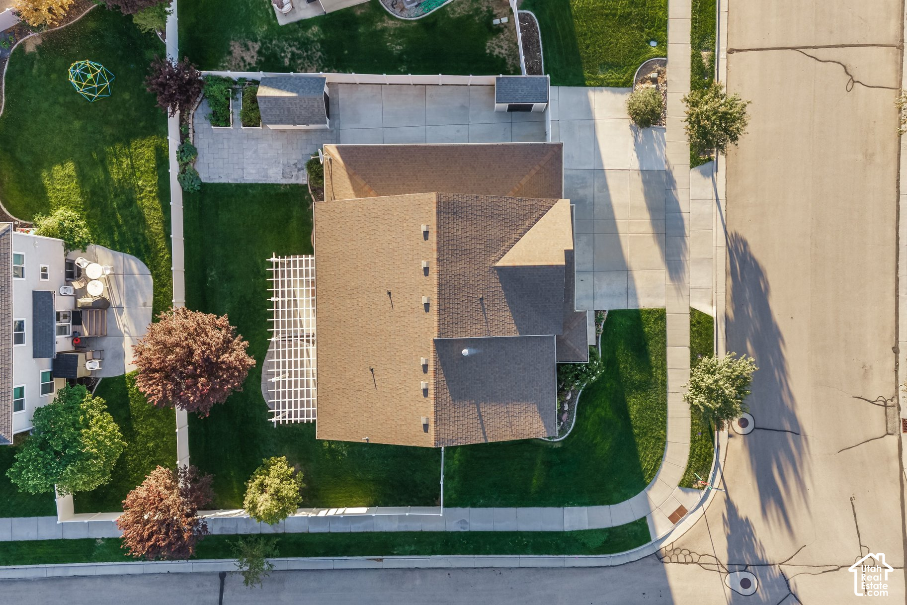 main property photo 68
