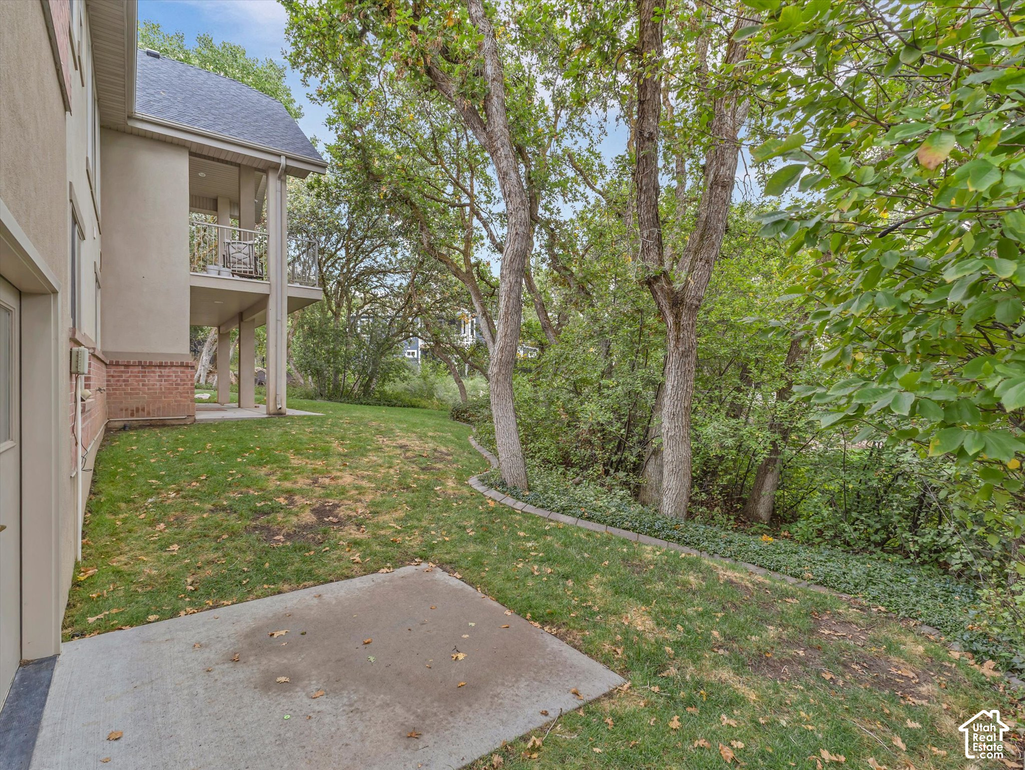 main property photo 41