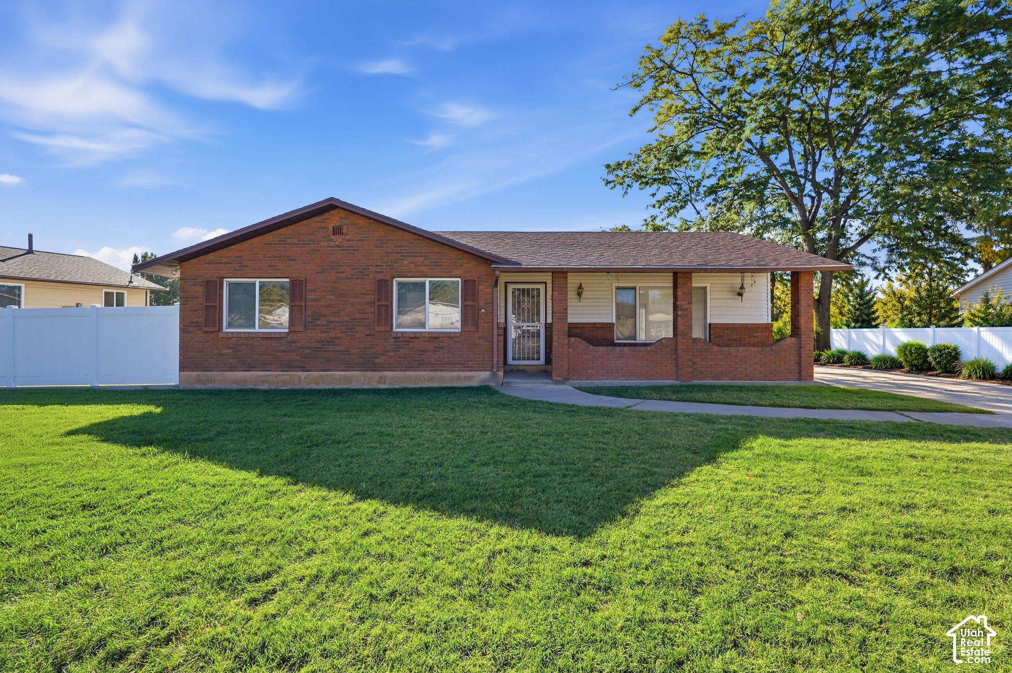 main property photo 0