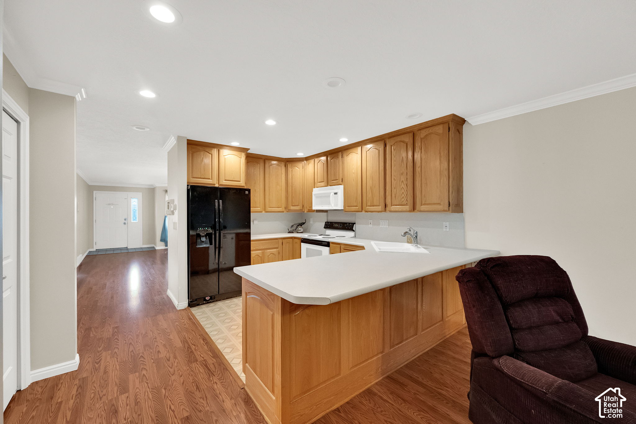 main property photo 9