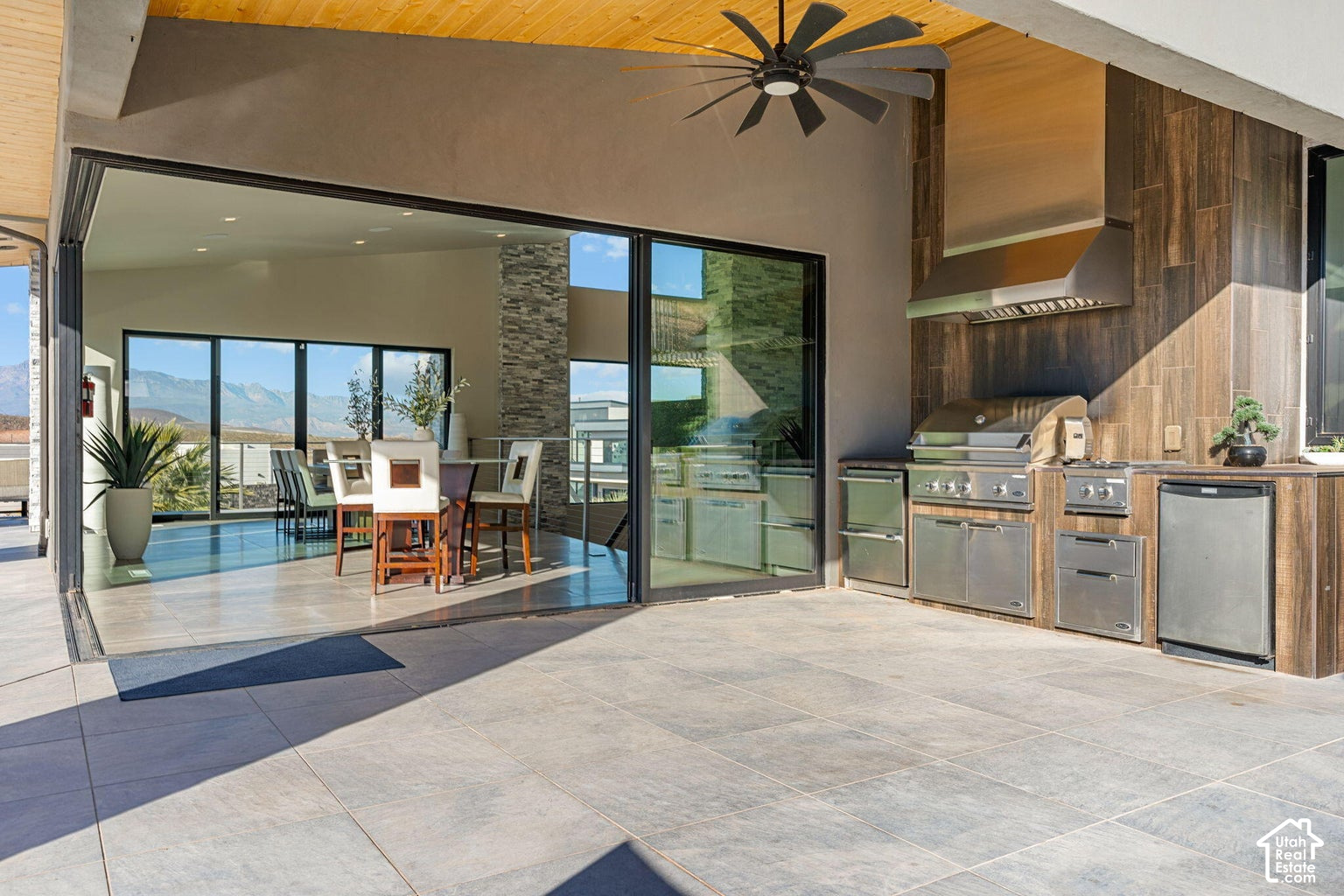 main property photo 70