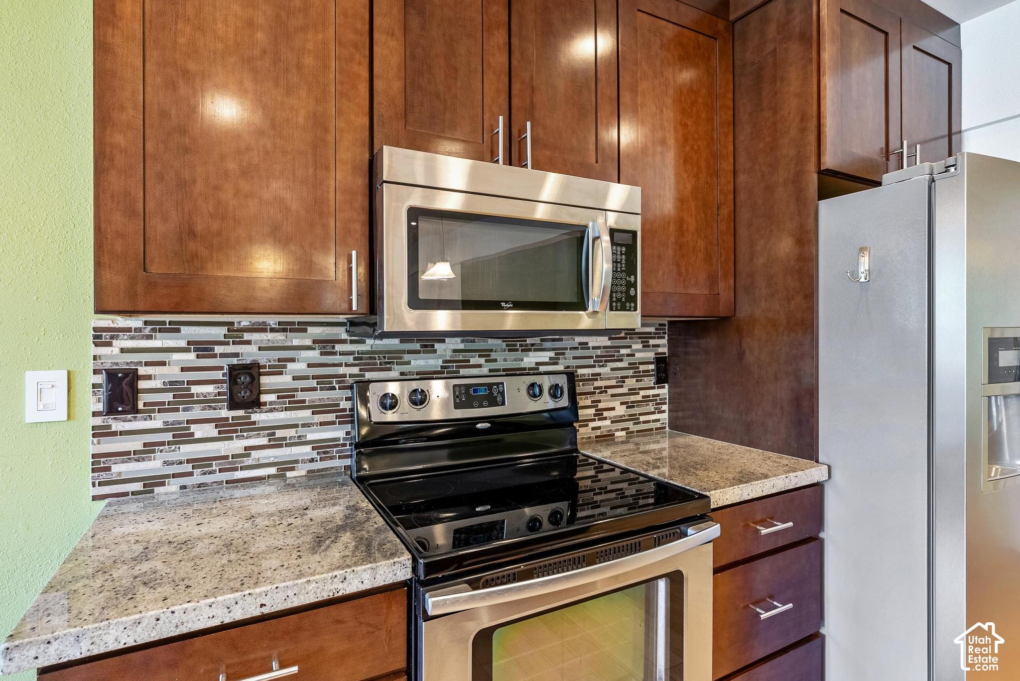 main property photo 14