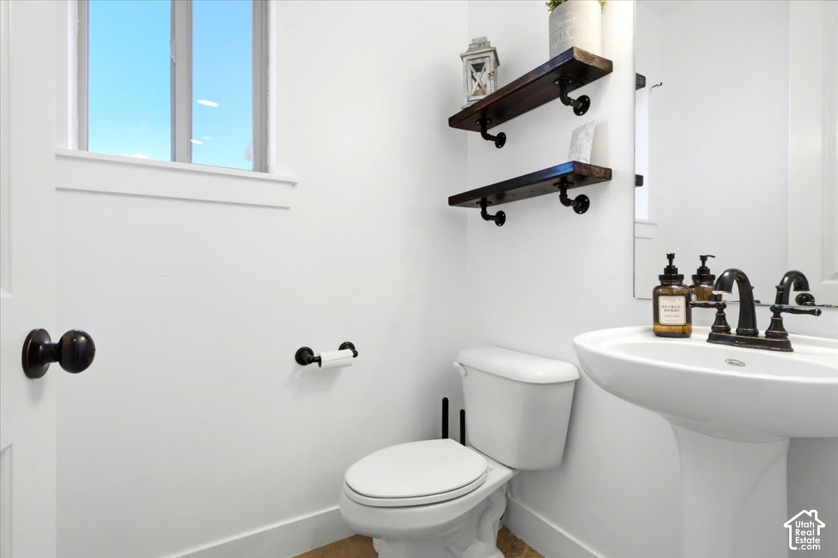 main property photo 13