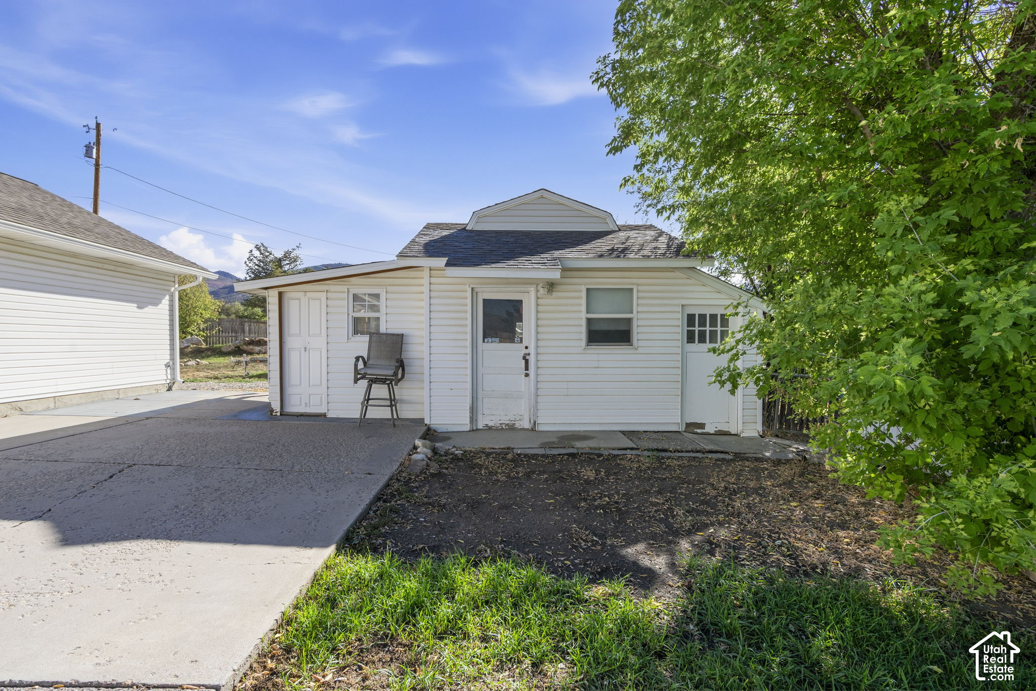 main property photo 7