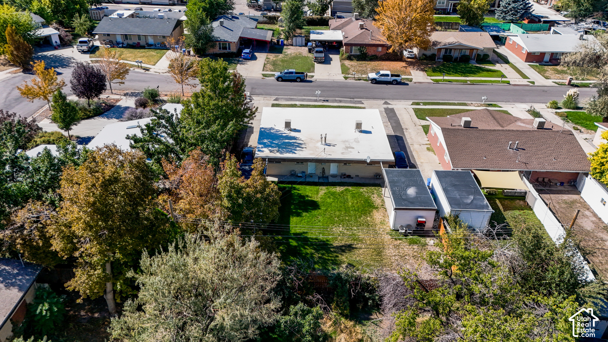 main property photo 20