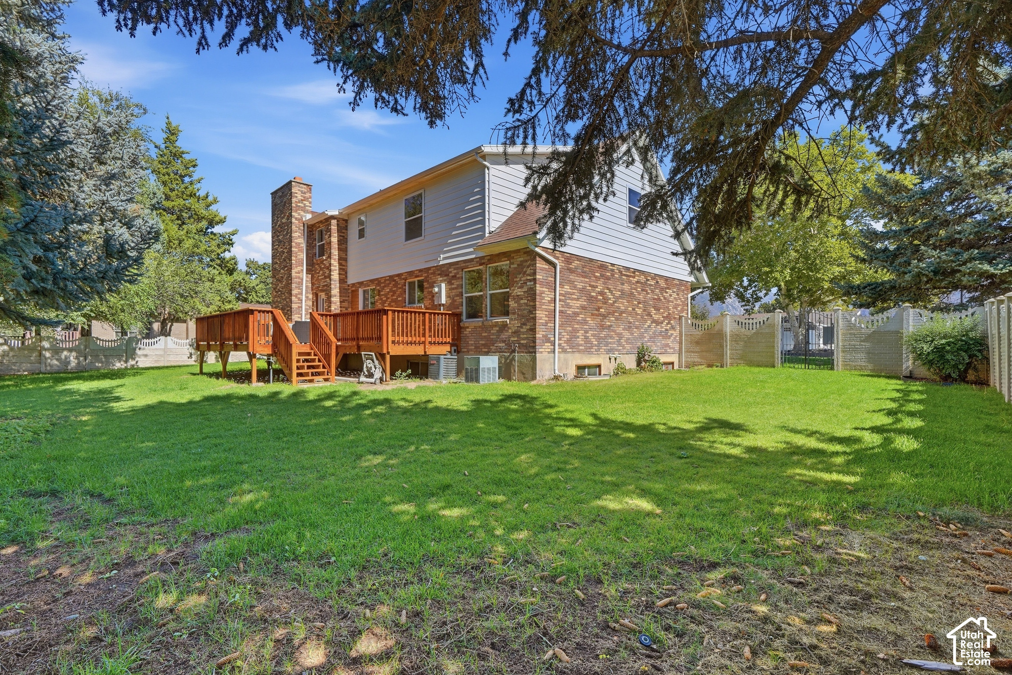 main property photo 40