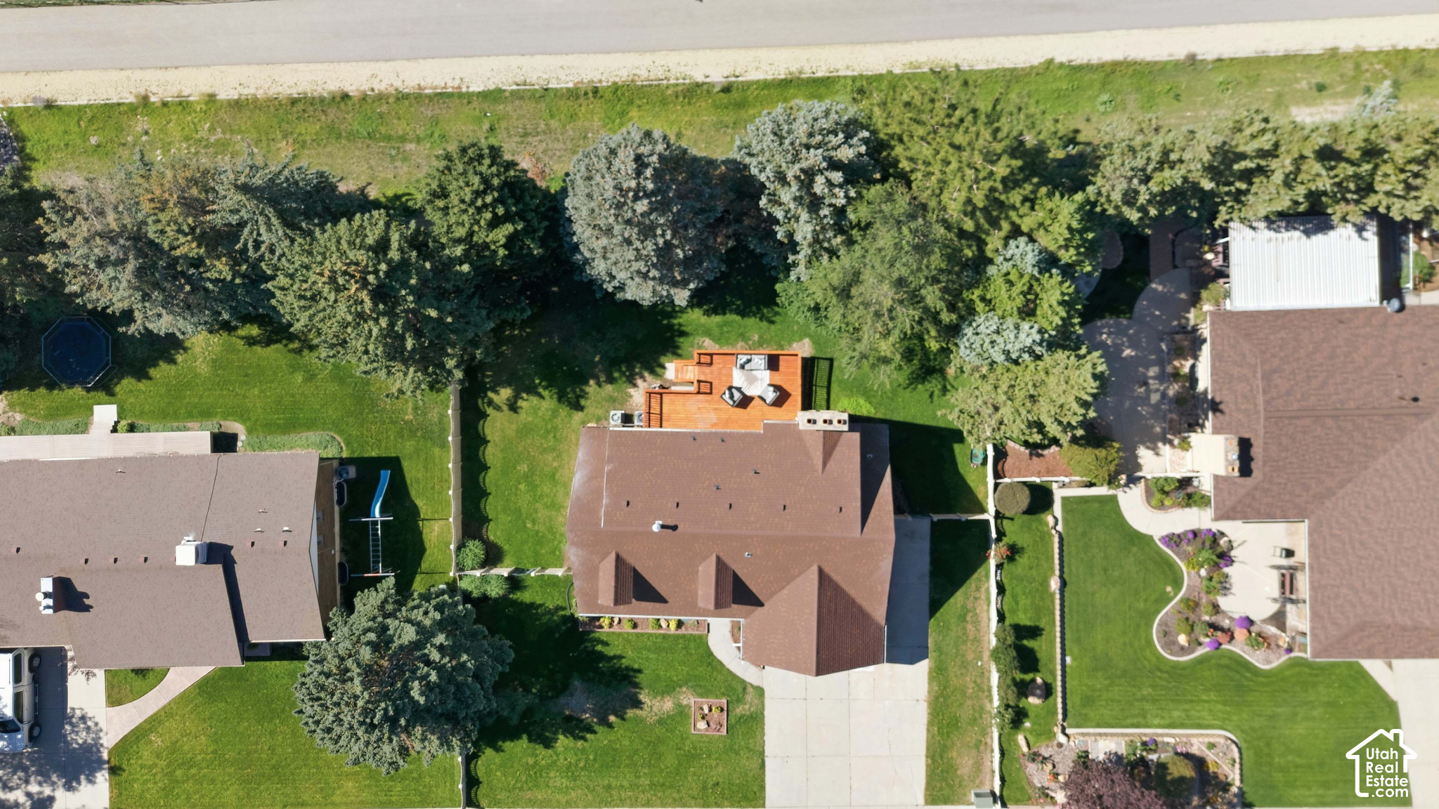 main property photo 46