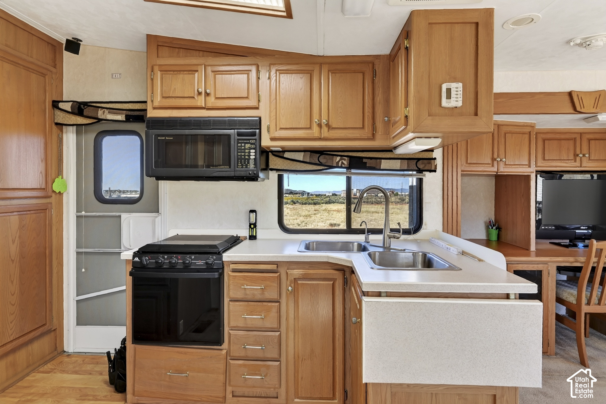 main property photo 20