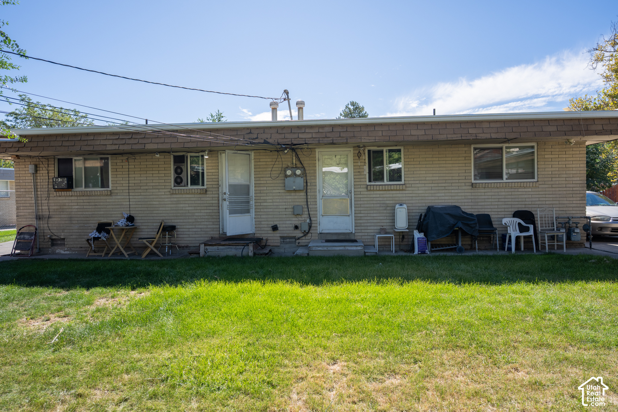 main property photo 13