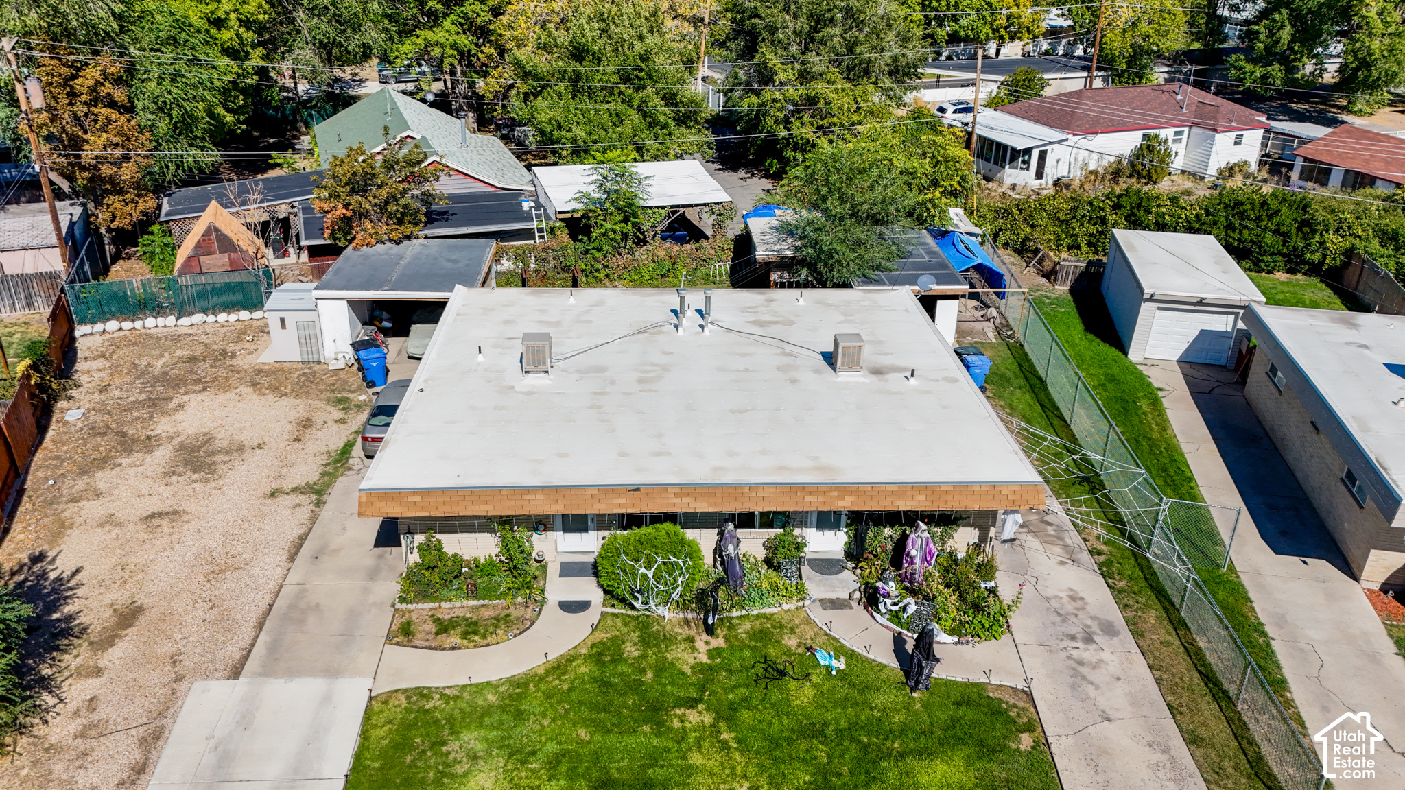main property photo 15