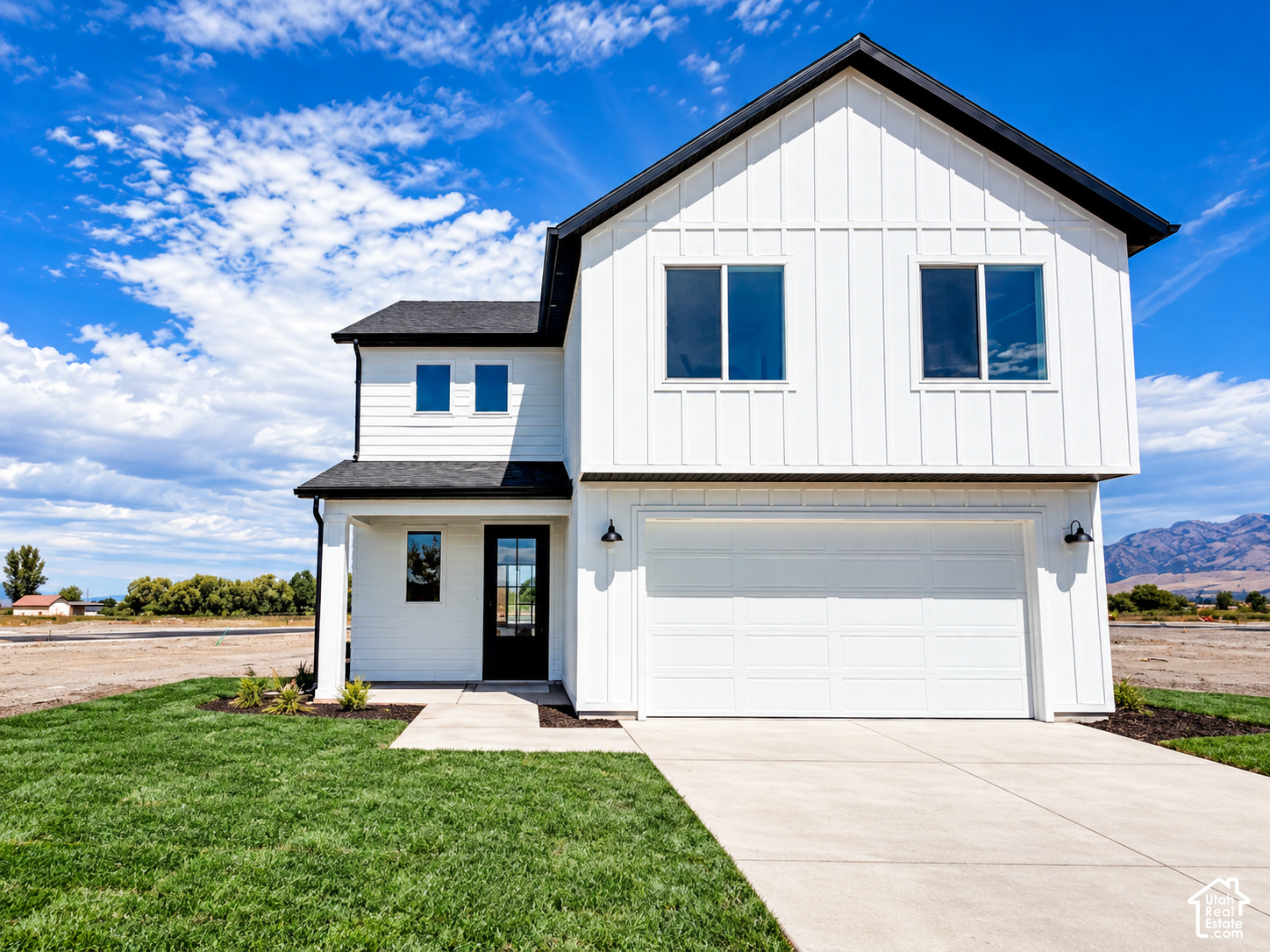 main property photo 0