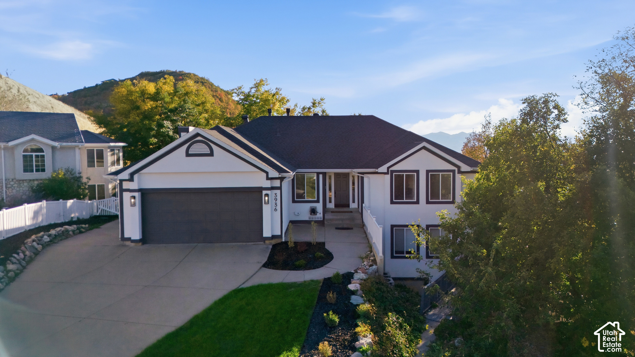 main property photo 0