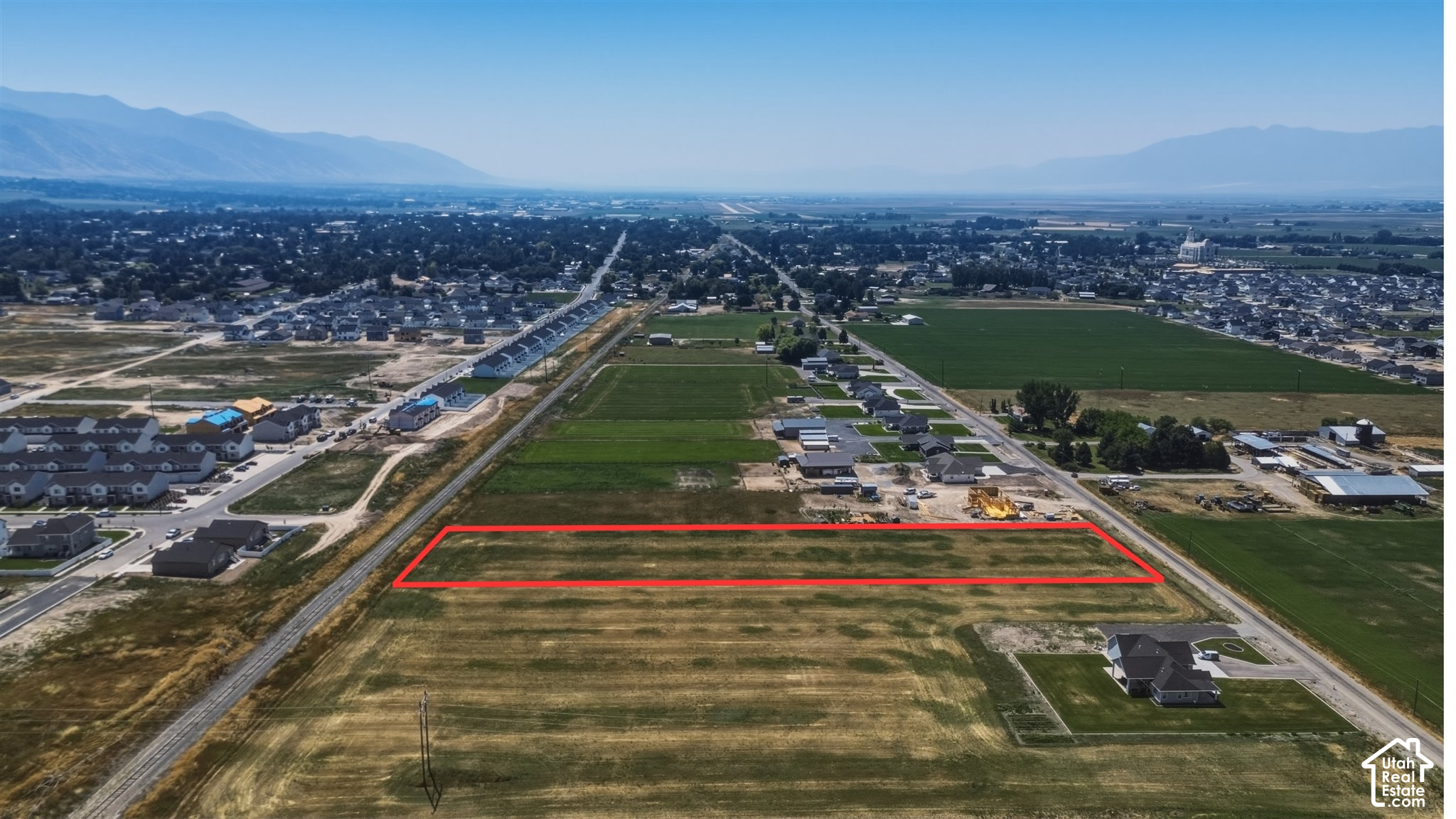 main property photo 0