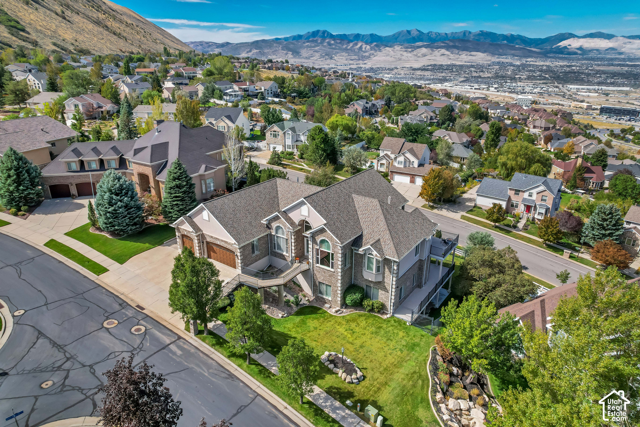 main property photo 61
