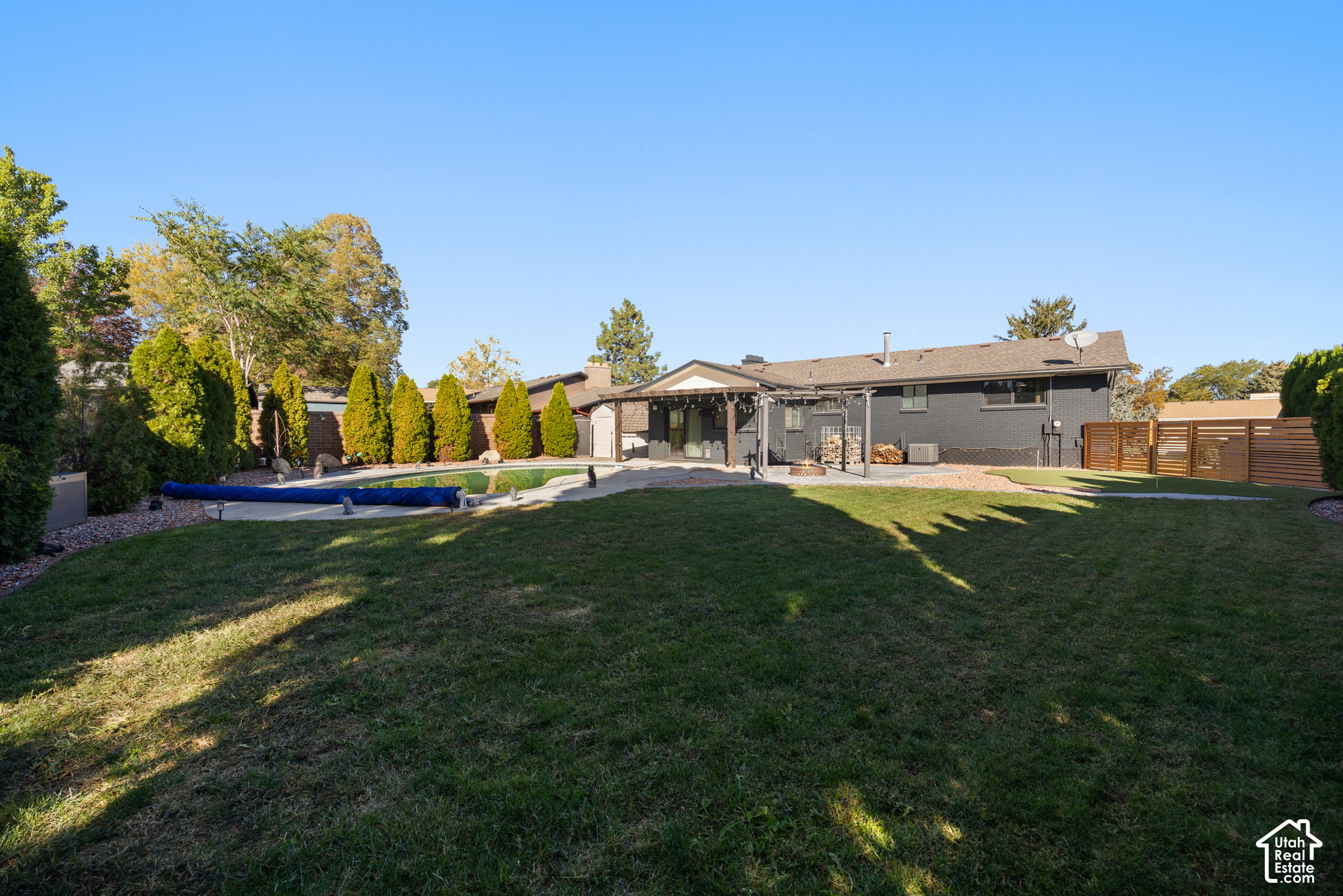main property photo 48