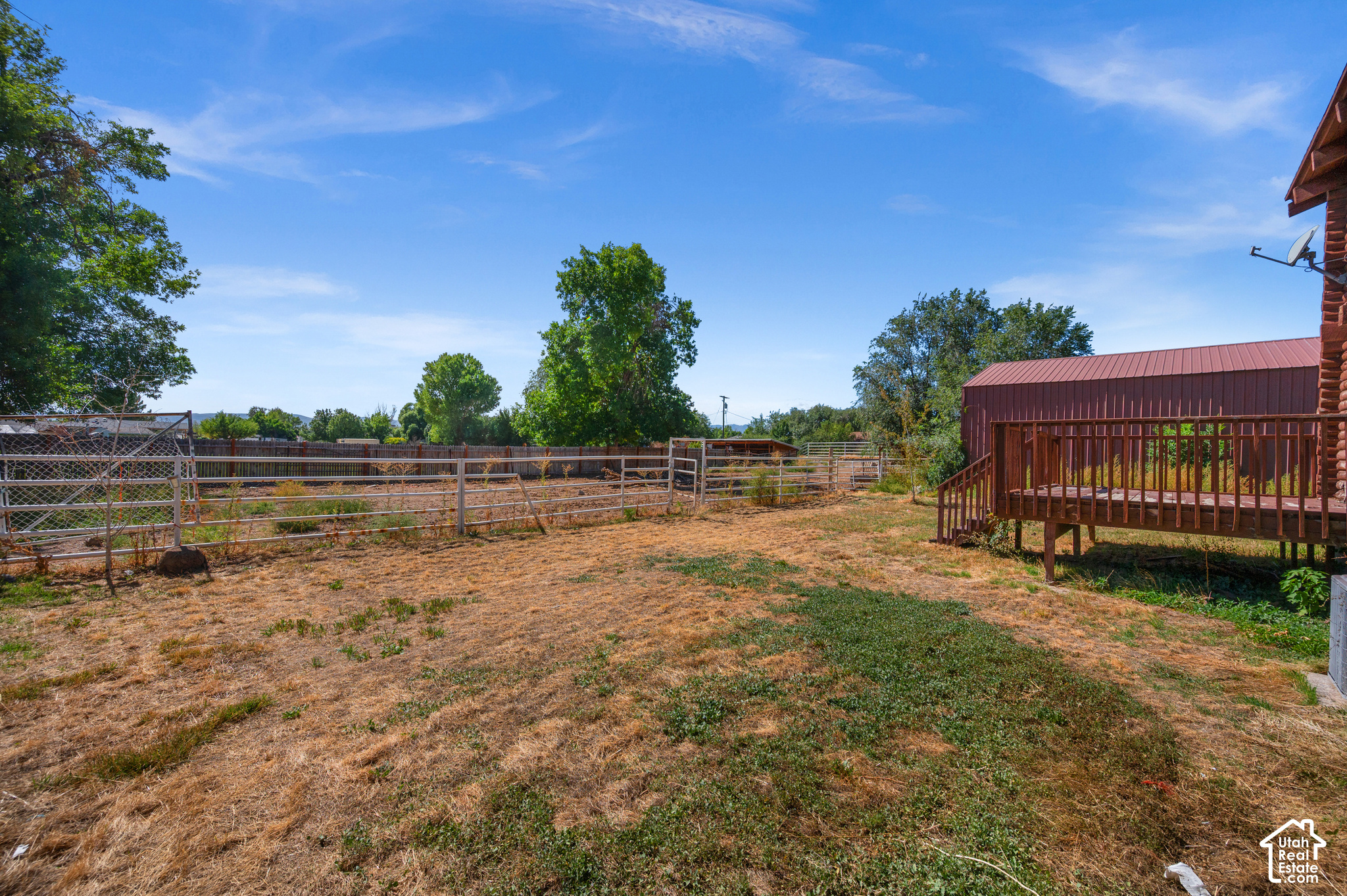 main property photo 8