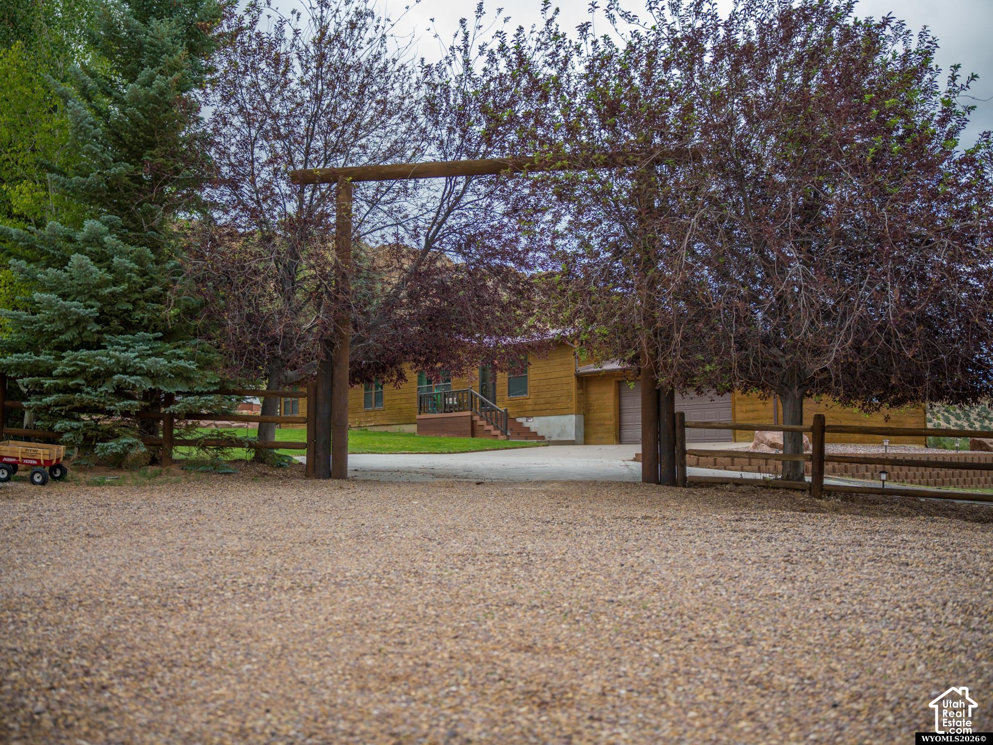 main property photo 2