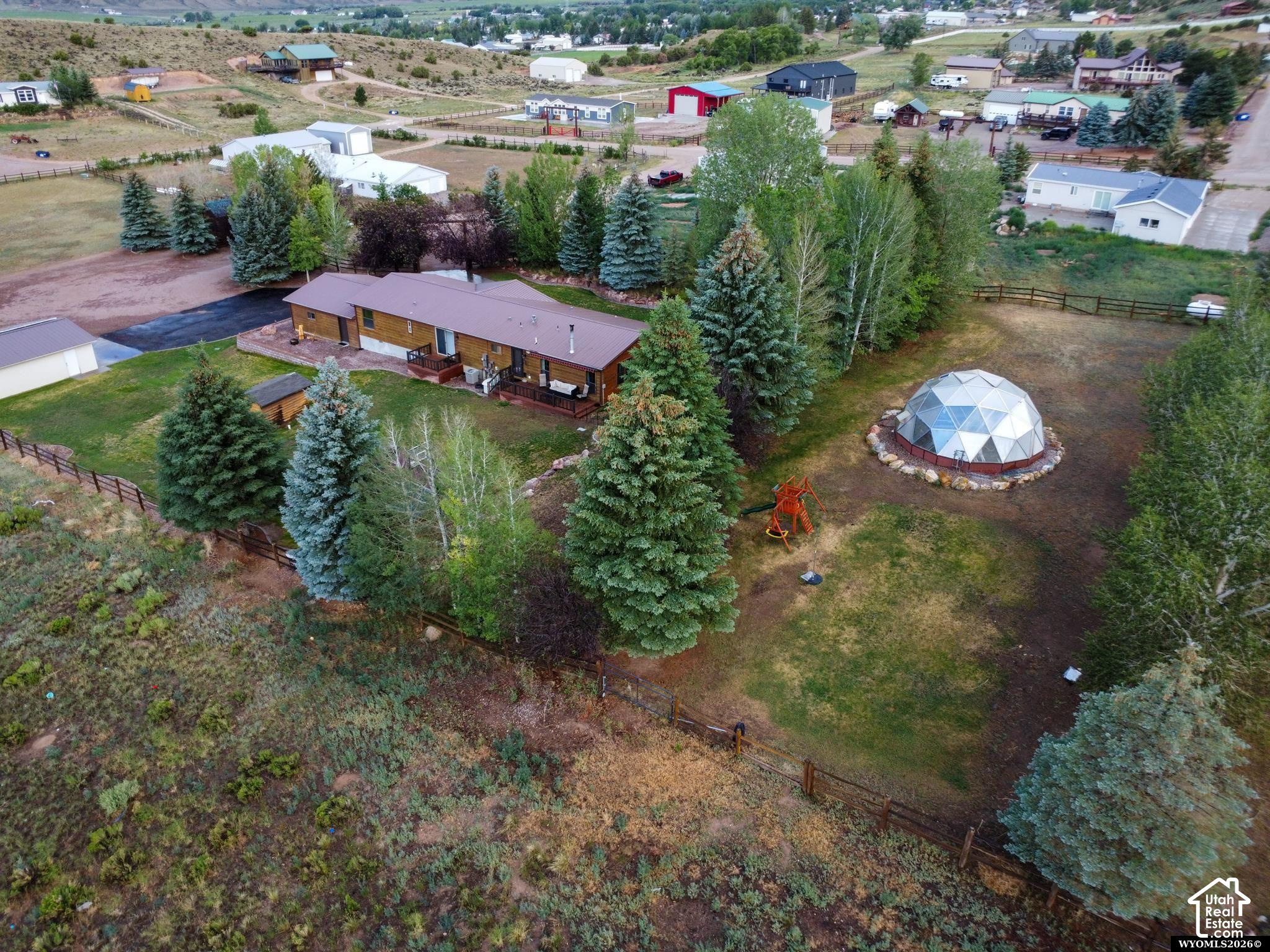 main property photo 45