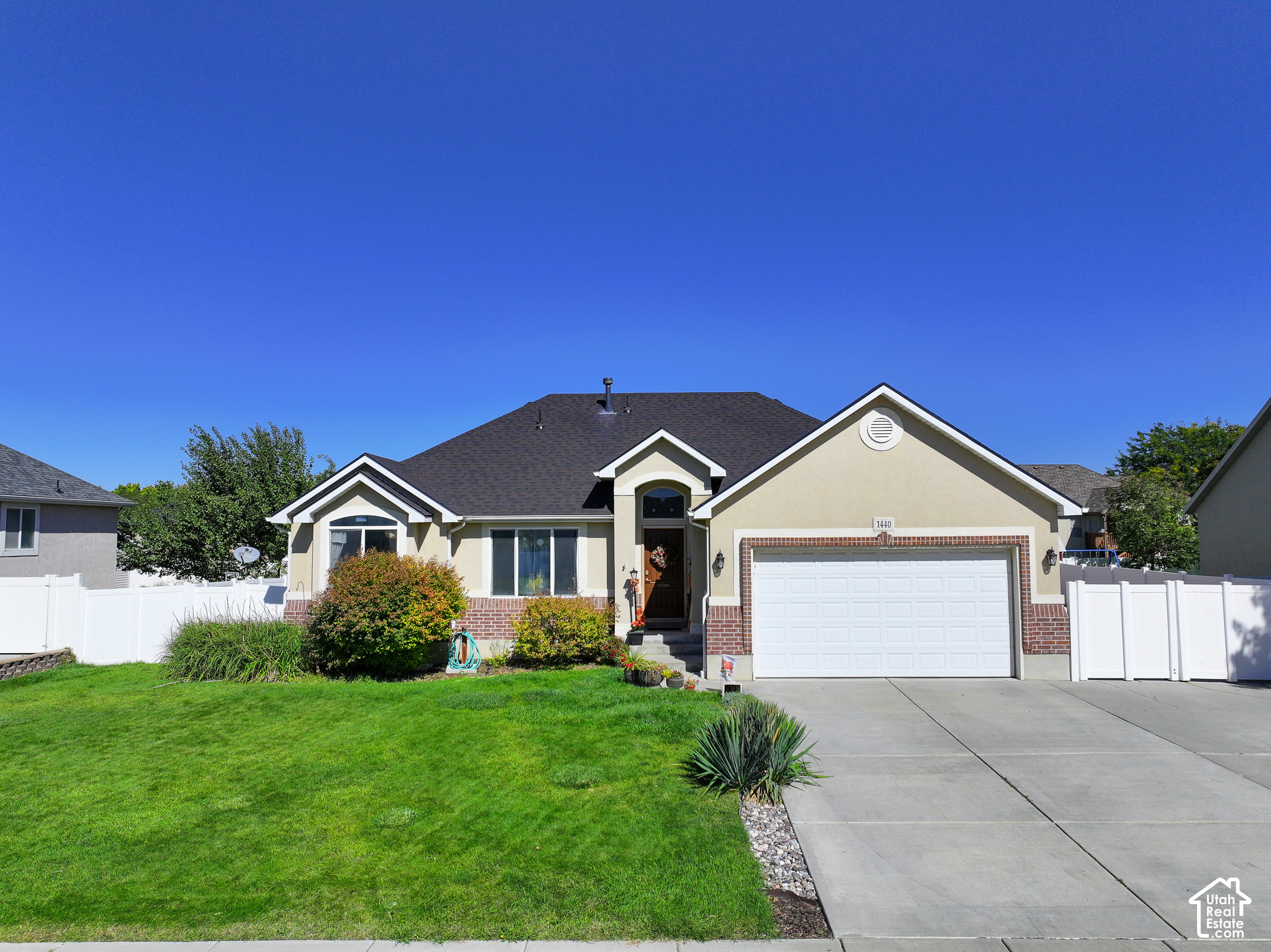 main property photo 0