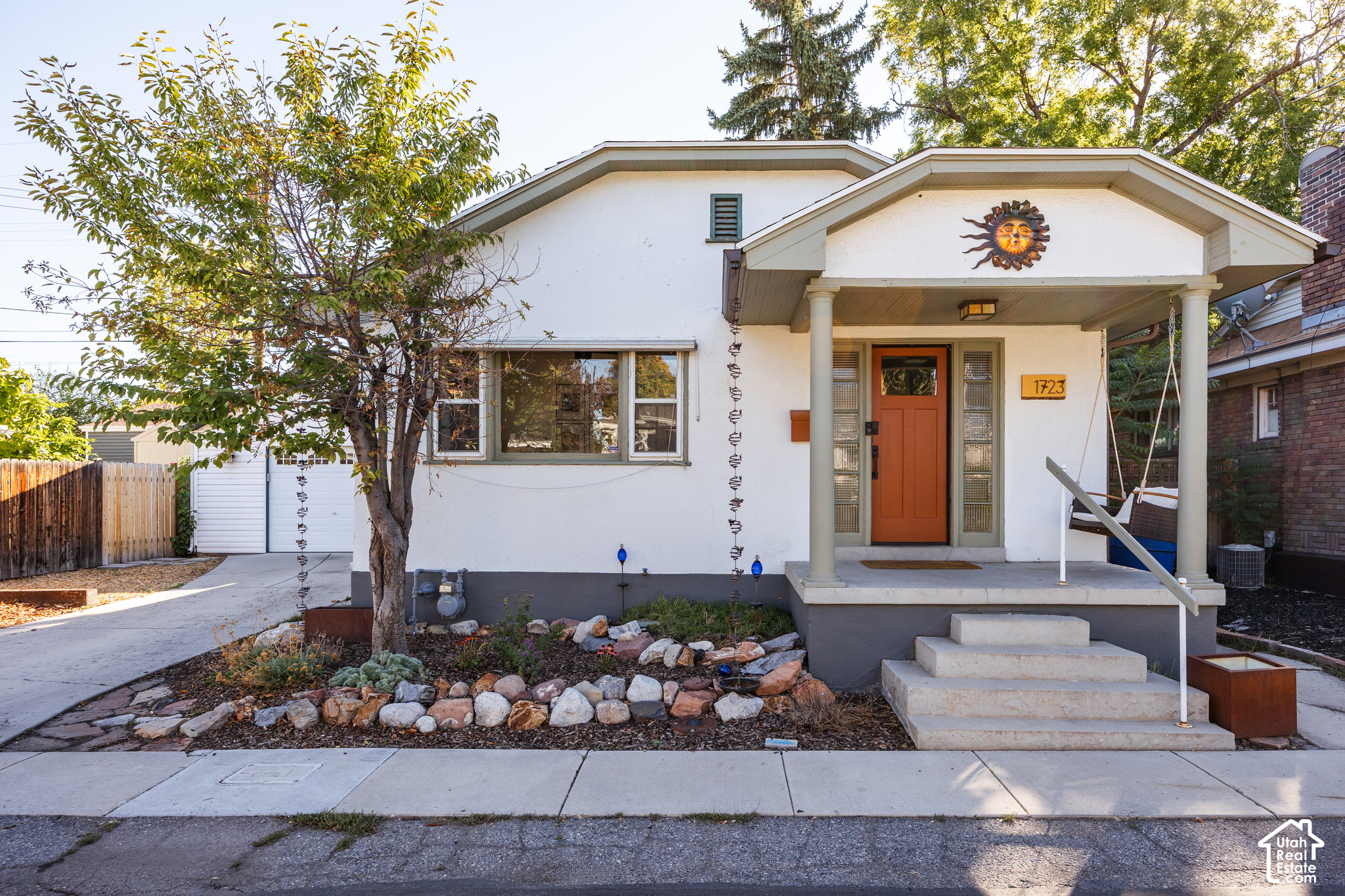 main property photo 0