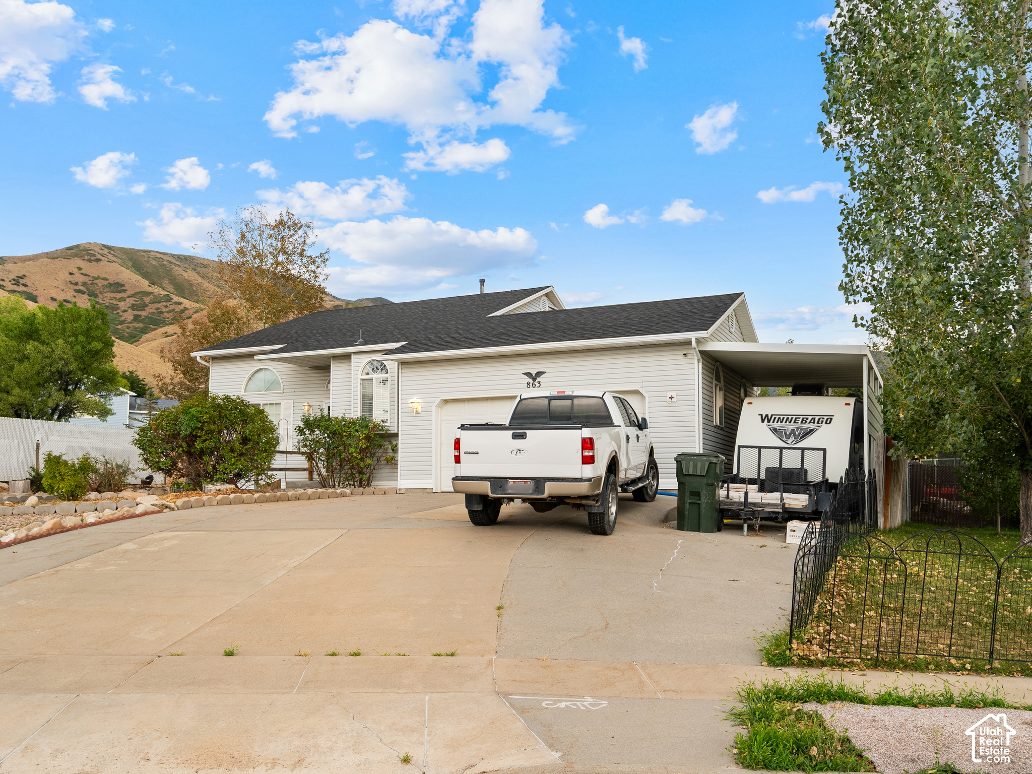 main property photo 23