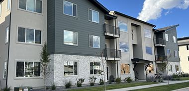 image of property with 3 Bed | 2 Bath | 1,265 Sqft