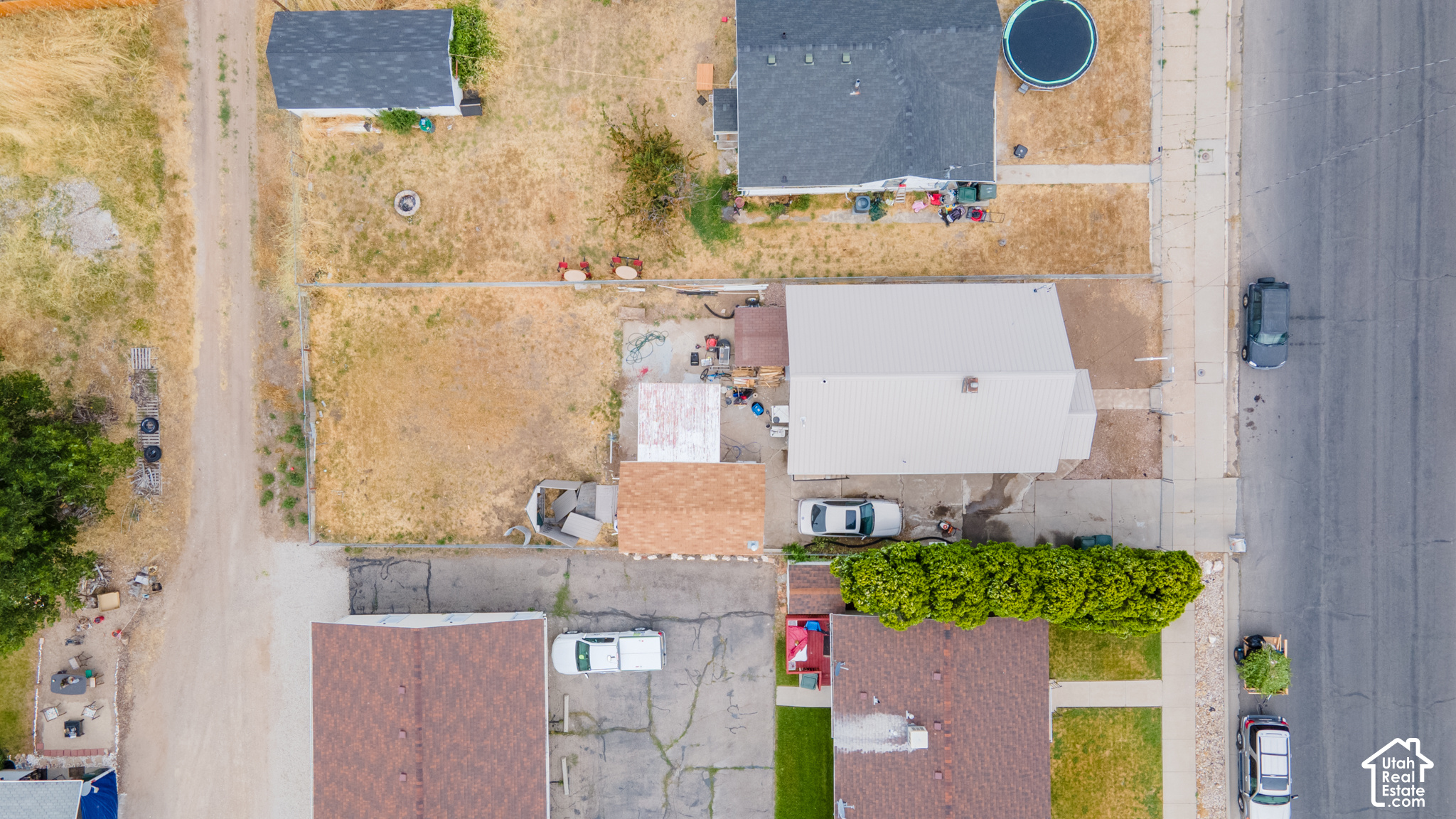 main property photo 26