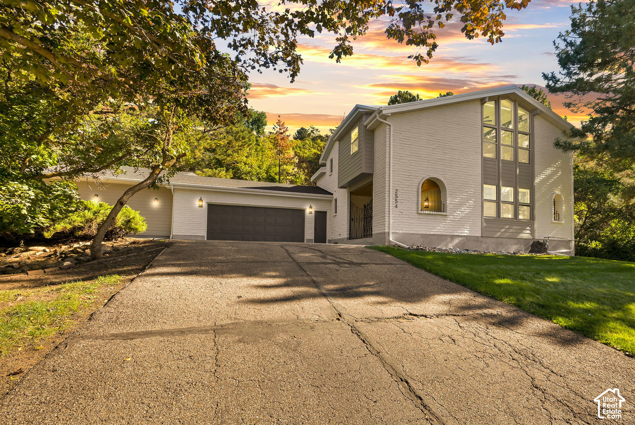 main property photo 0