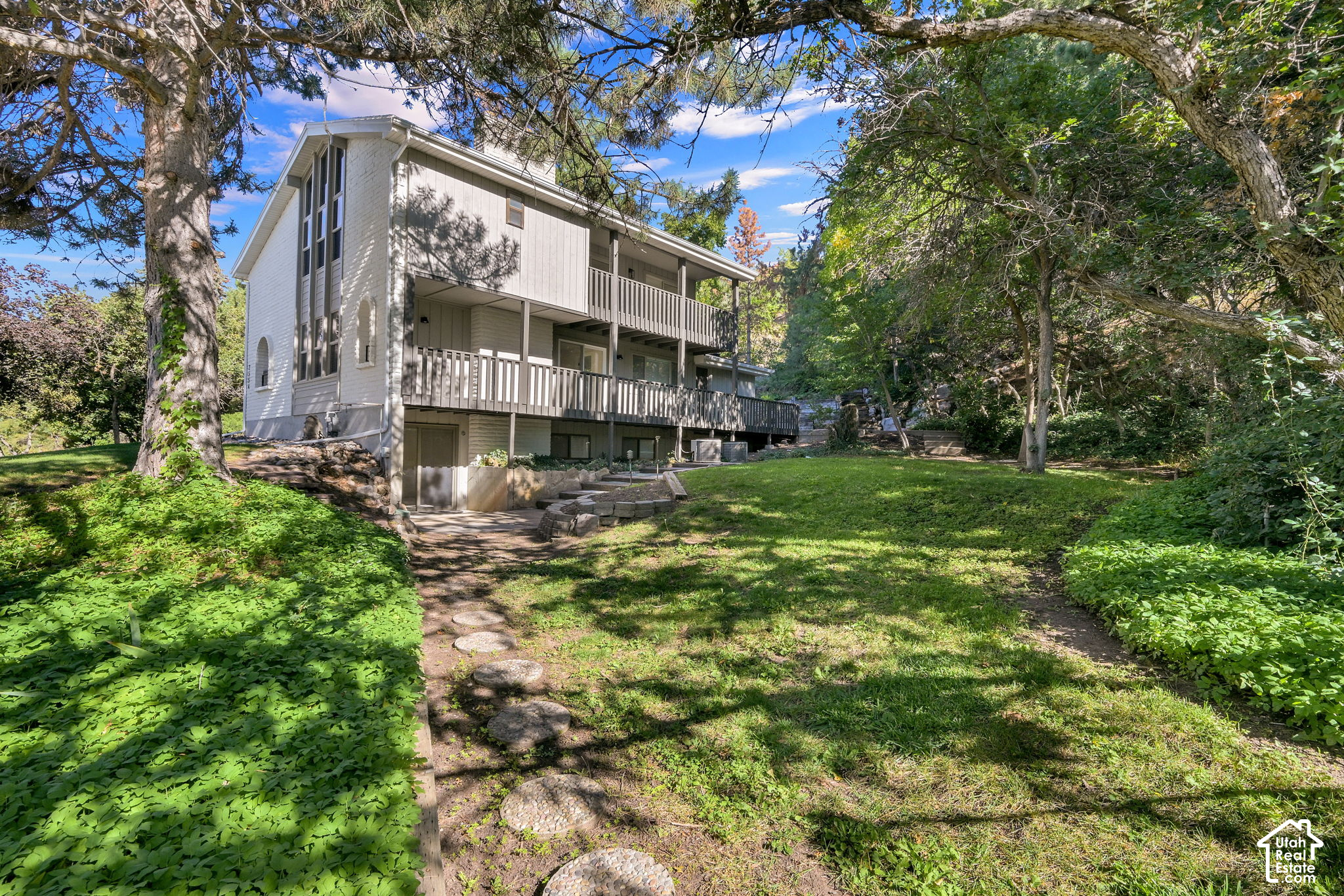 main property photo 88