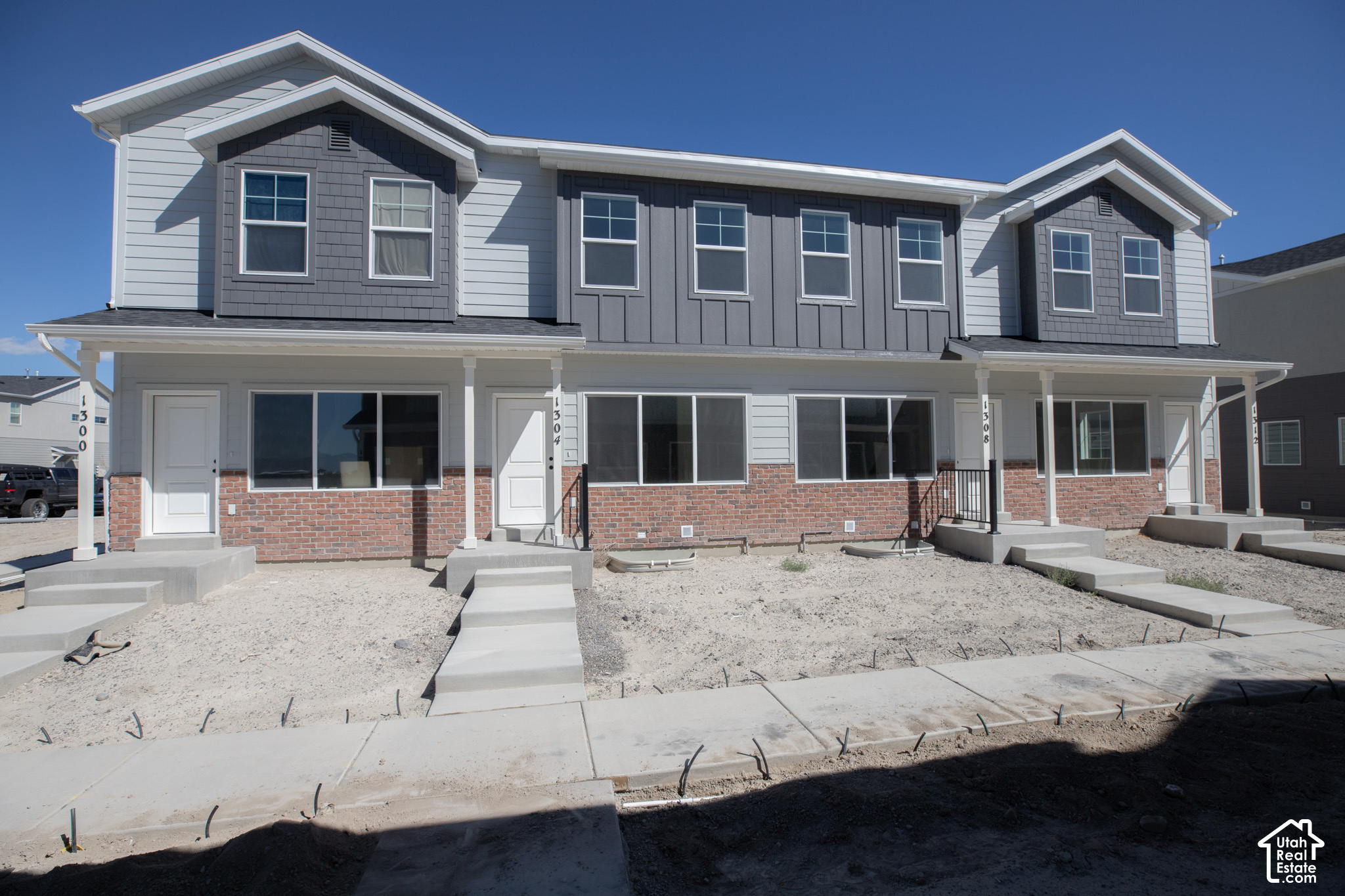 main property photo 0