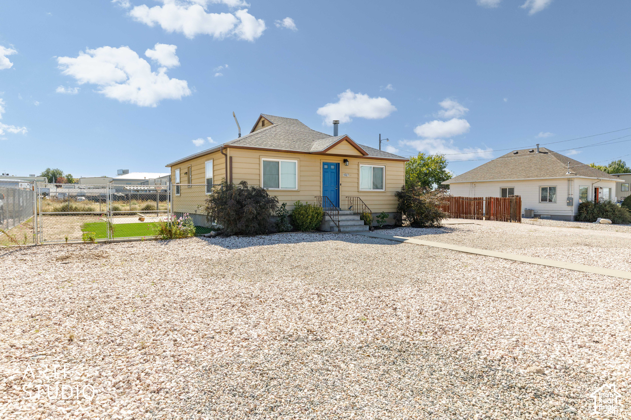 main property photo 2