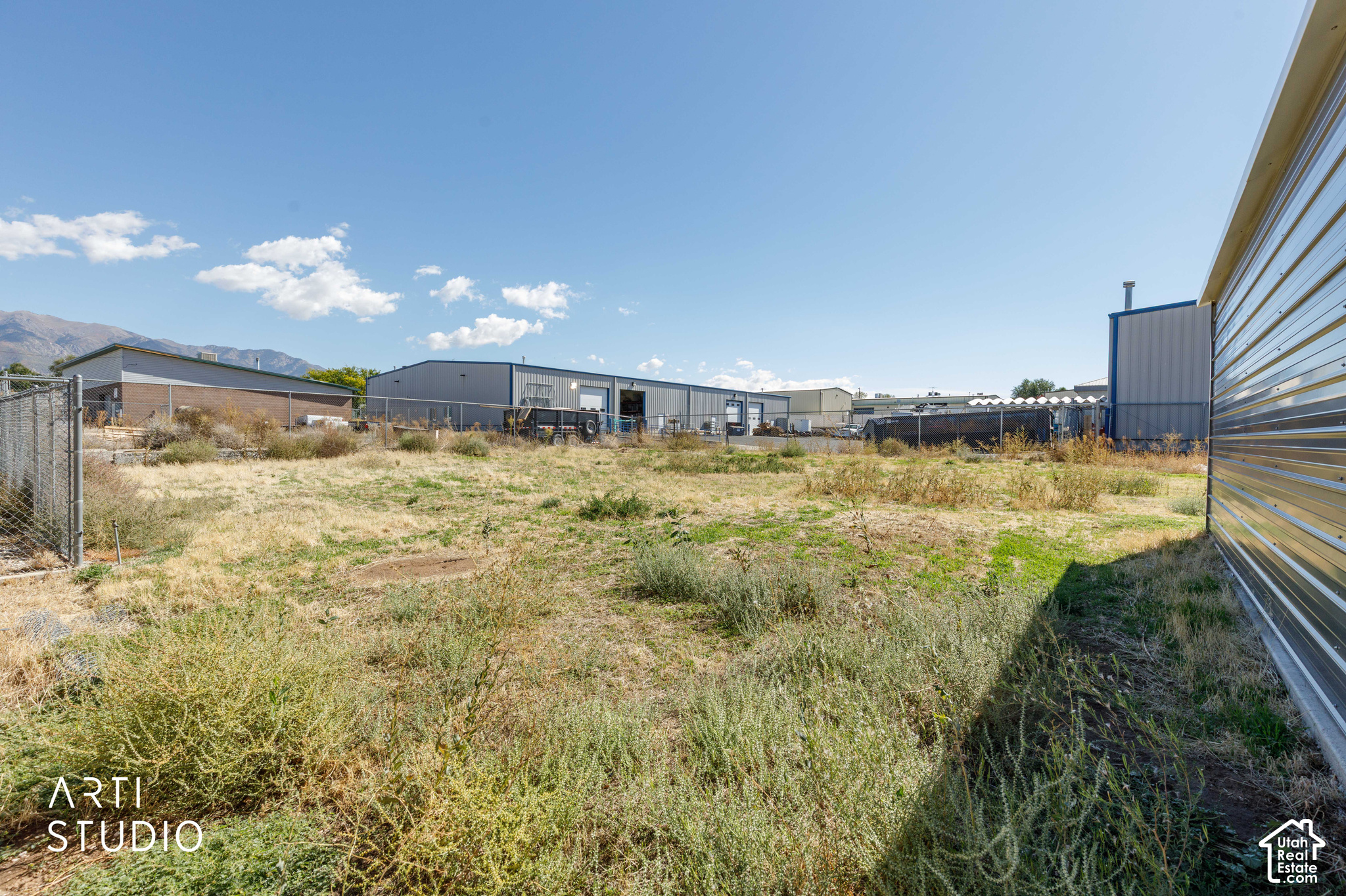 main property photo 26