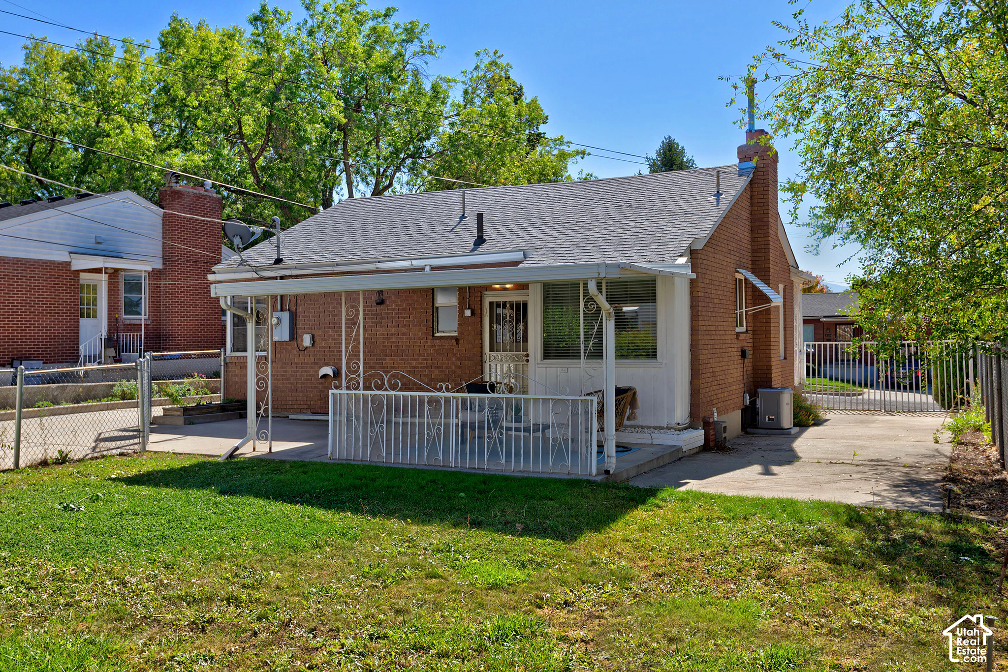 main property photo 34
