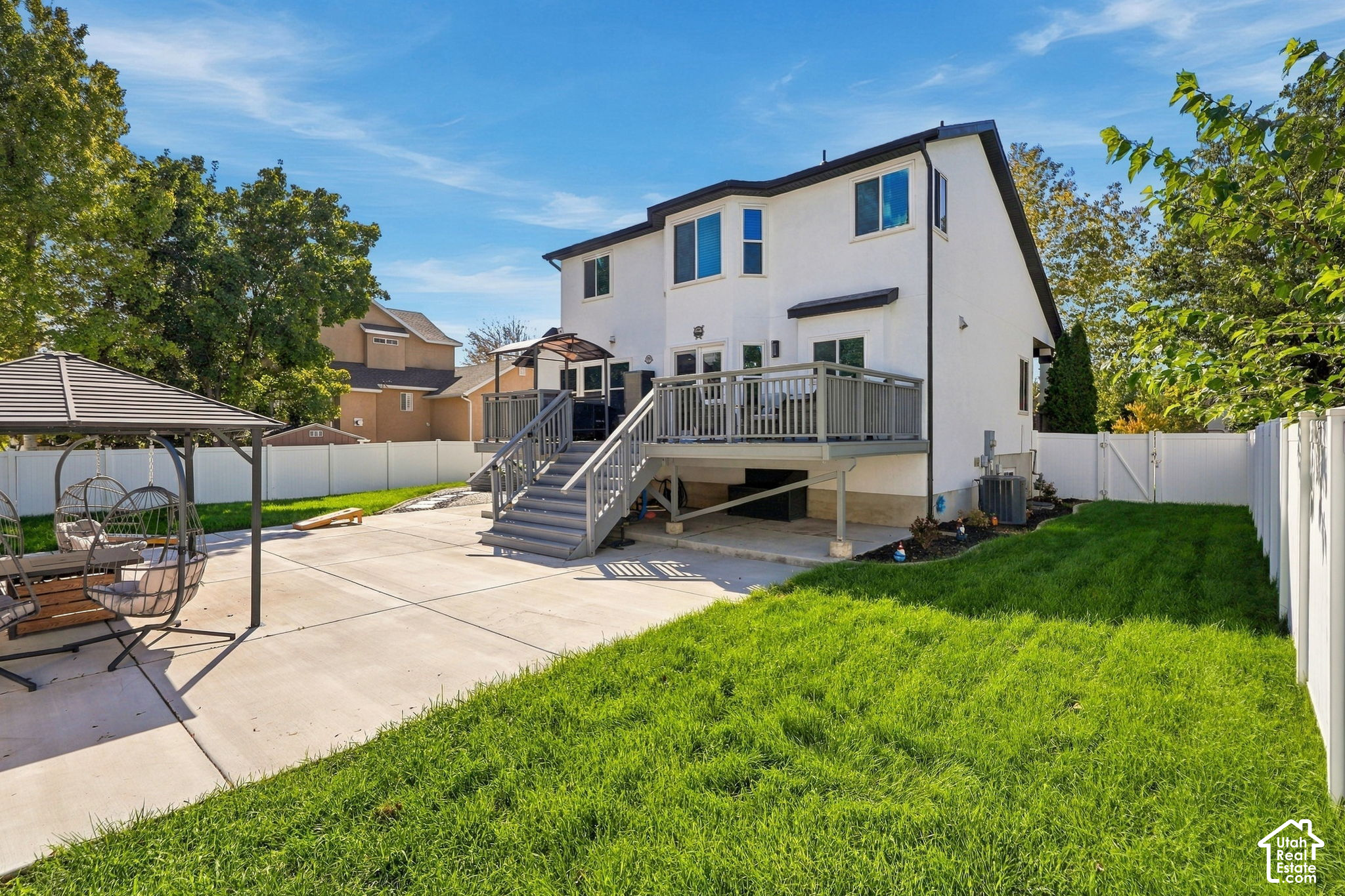main property photo 41