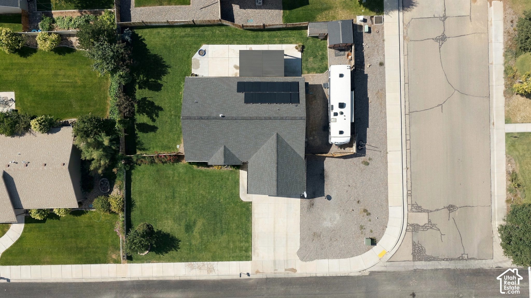 main property photo 10