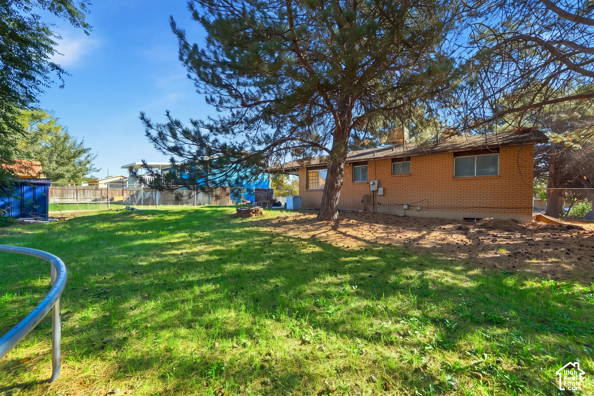 main property photo 21